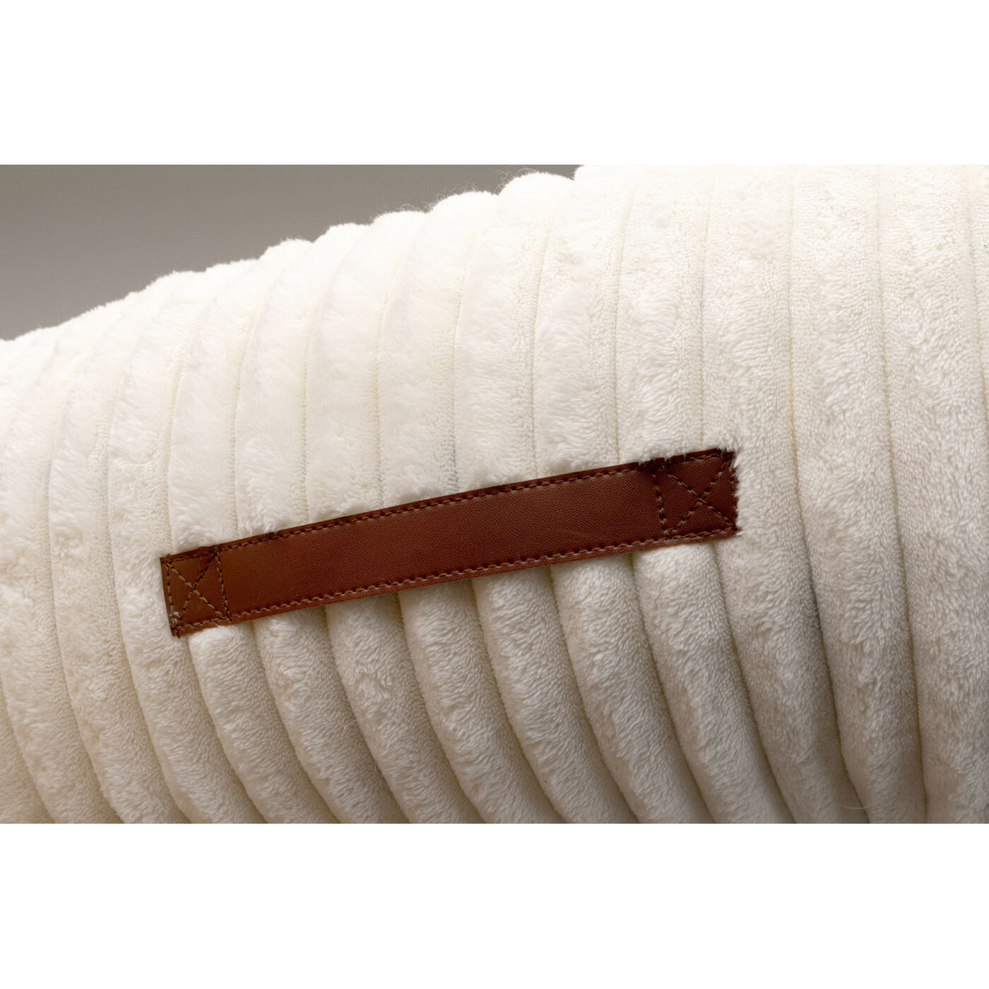 Лежанка для животных Oase Beige KARE 70666