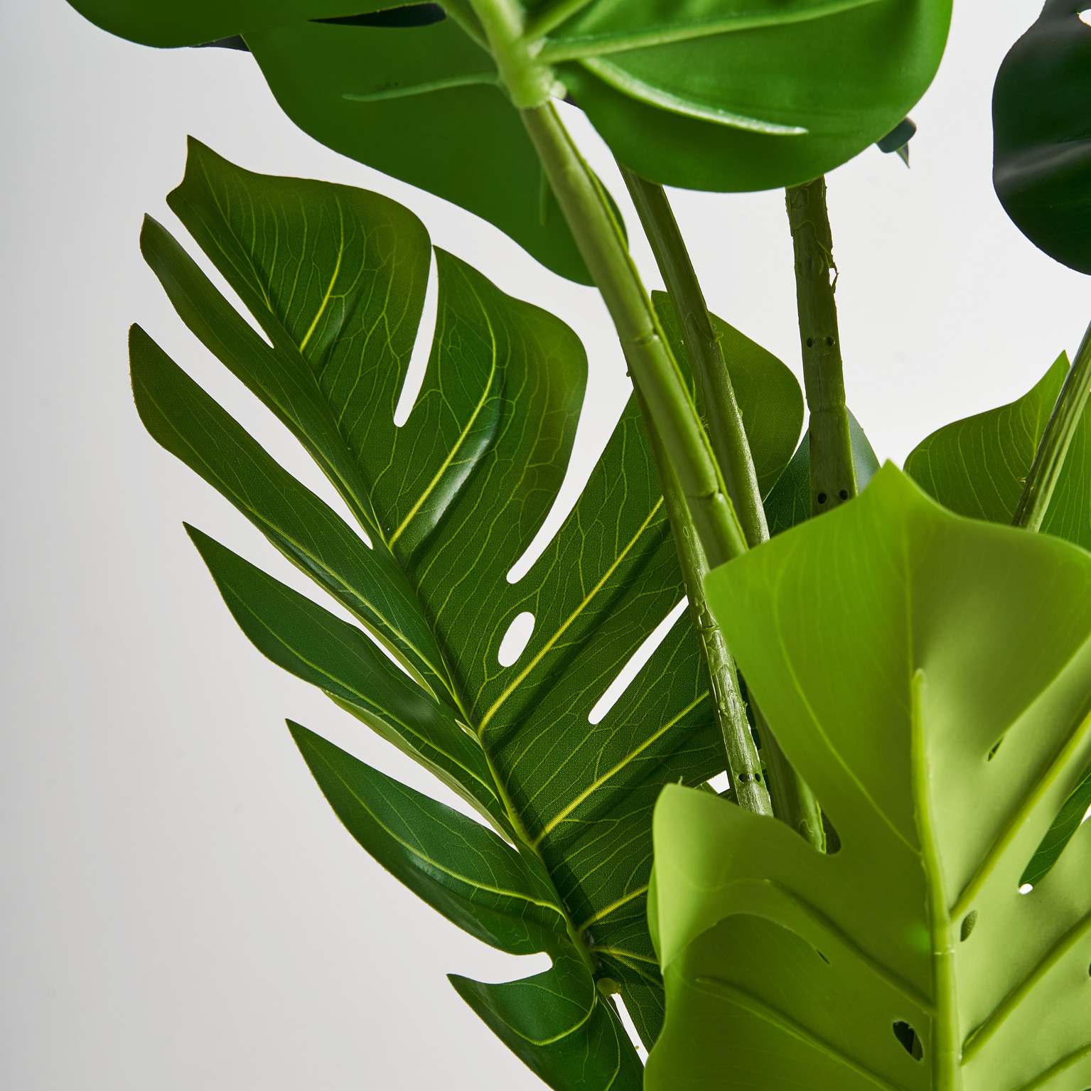 Искусственное растение MONSTERA Vical