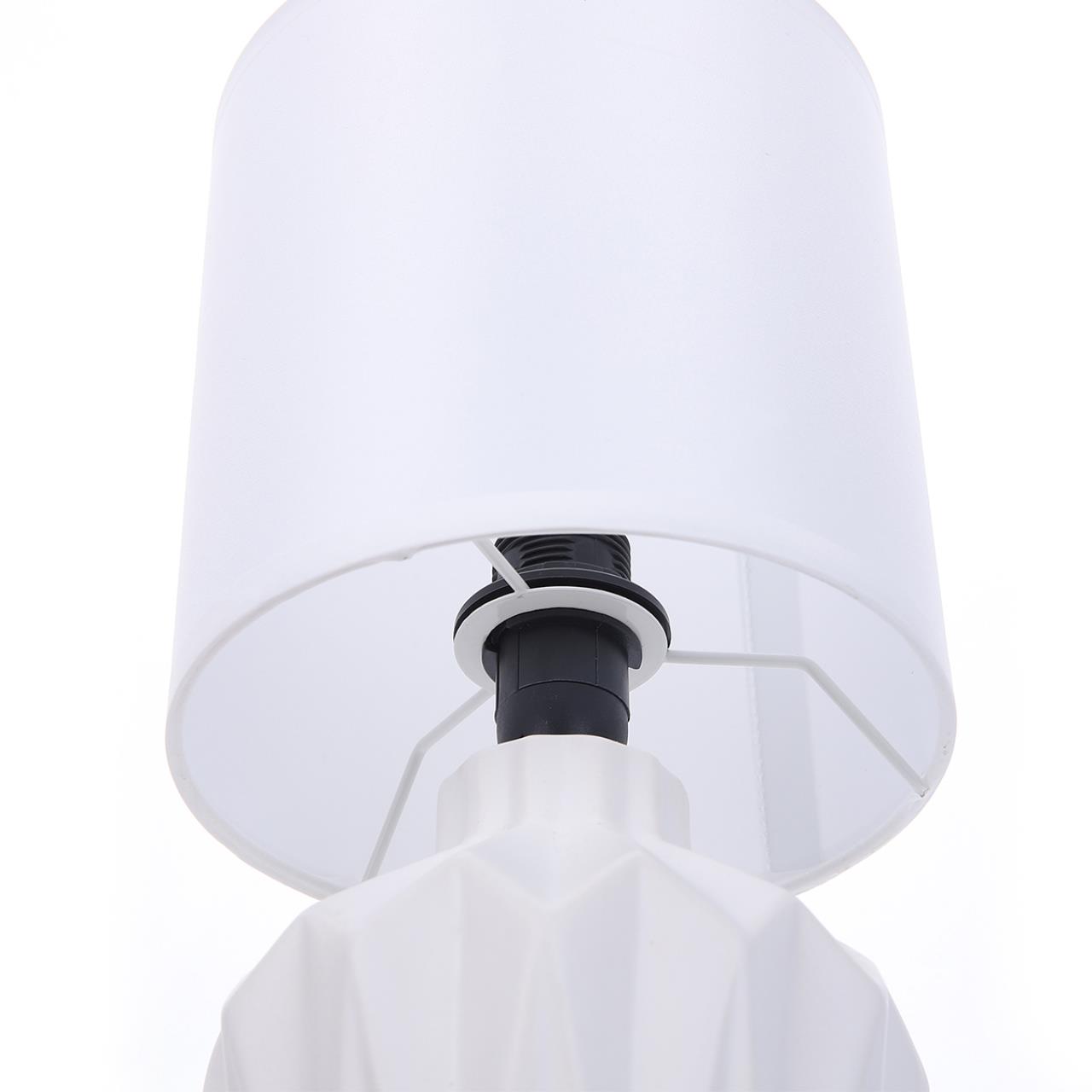 Настольная лампа Lumion 8226/1T