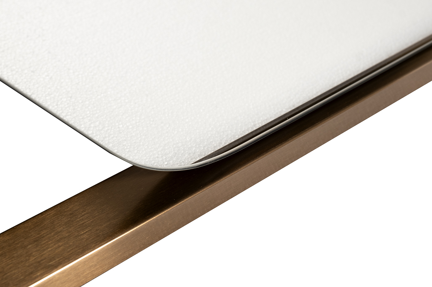 Зеркало напольное абстрактной формы Garda Decor KFG206