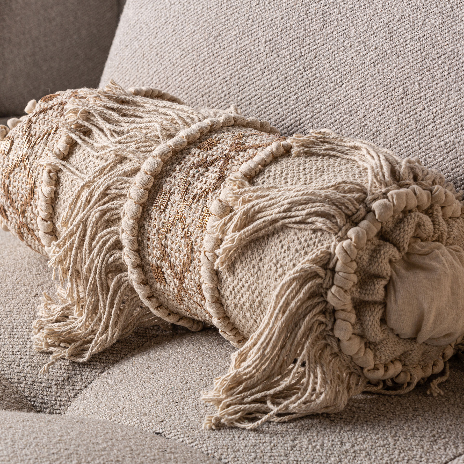 Подушка ролл WHIL Vical