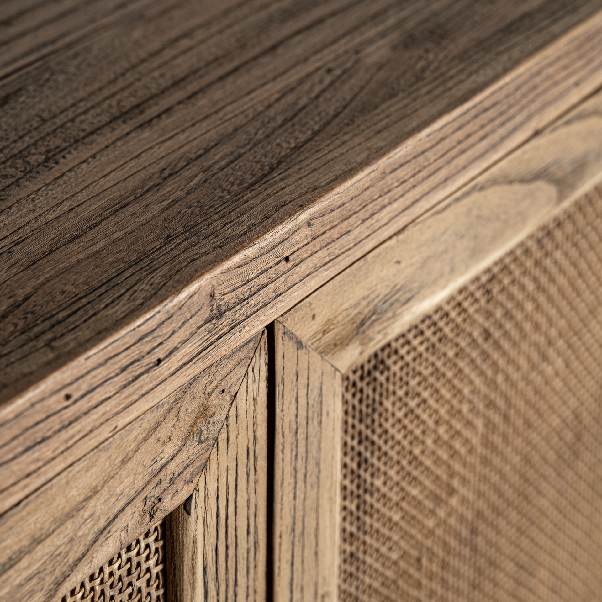 Сервант Byremo Vical