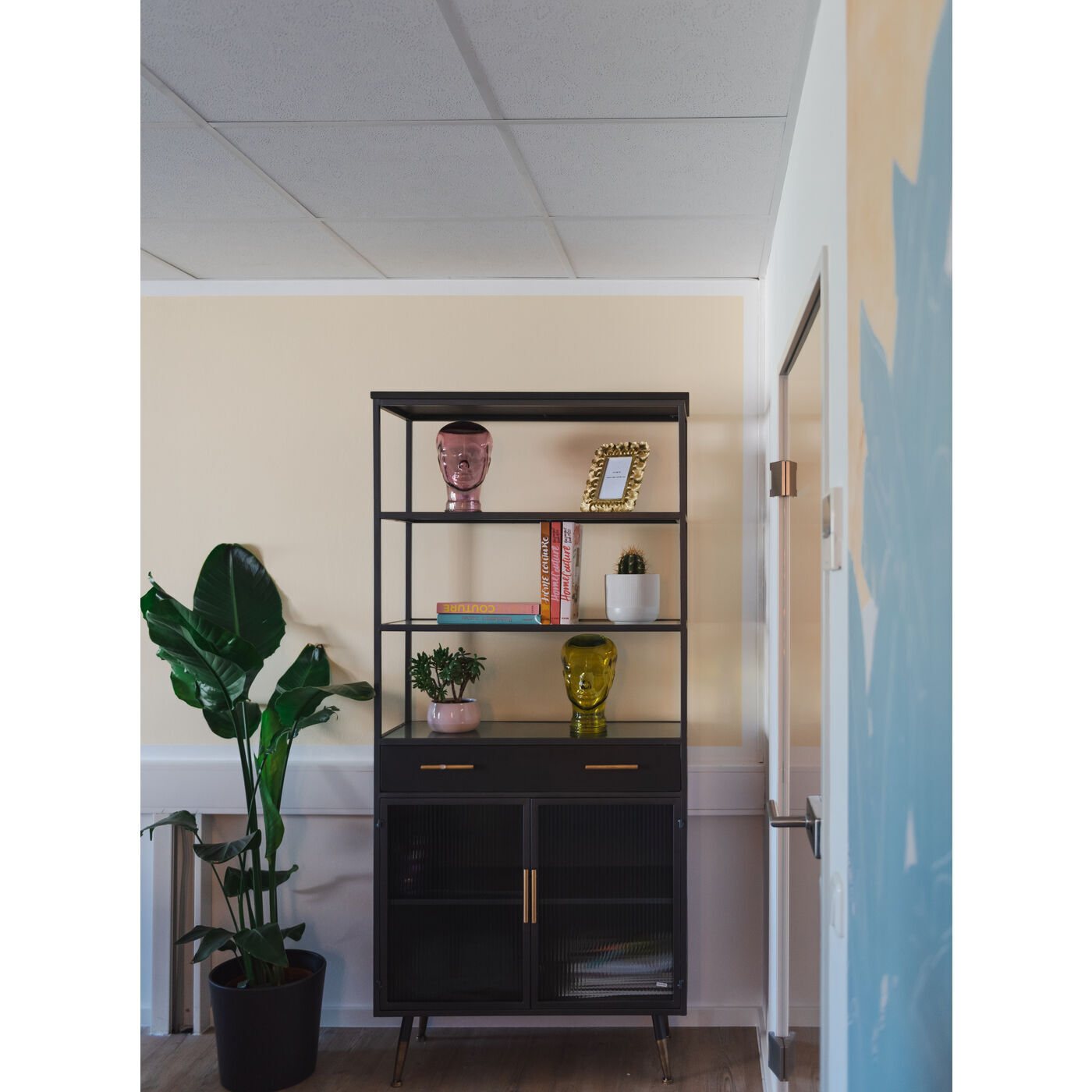 Шкаф-витрина KARE La Gomera 86107