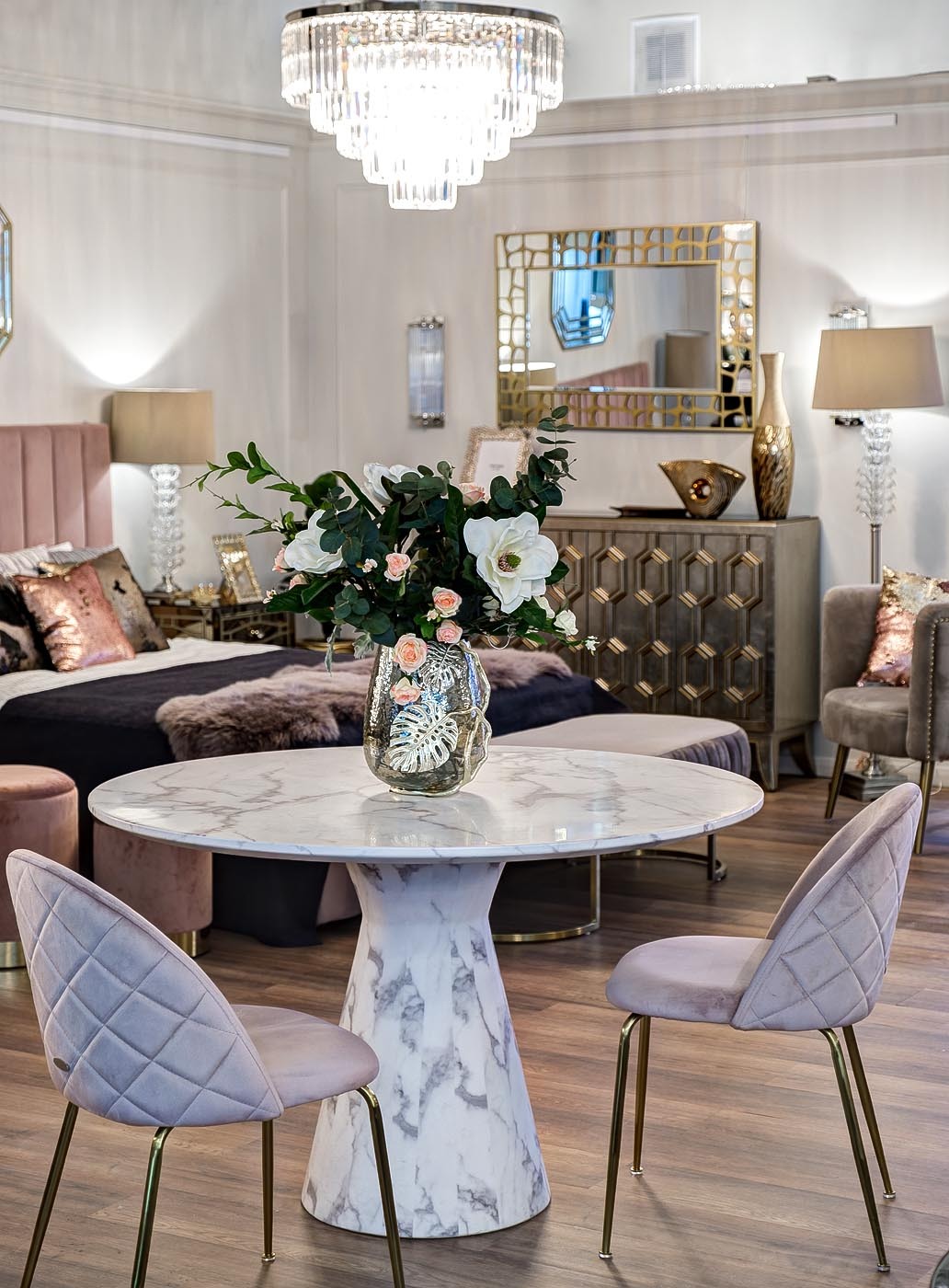 Стол обеденный круглый белый Garda Decor 33FS-DT120-WH