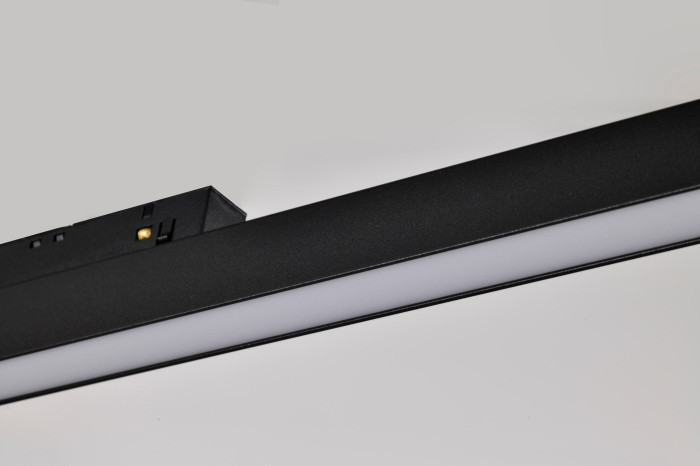 Светильник на шине MyFar MT0210-30W4K-B