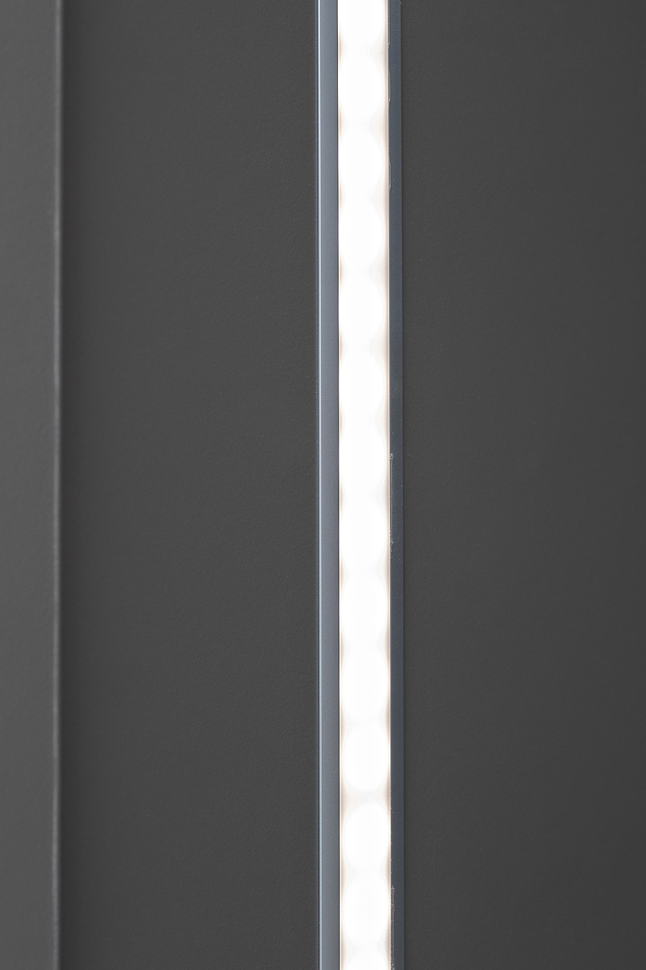 Шкаф-пенал Alto с полками цвет серый кобальт Garda Decor GD-10023-6(глухой) Шкаф-пенал Alto с полками цвет серый кобальт Garda Decor GD-10023-6(глухой)