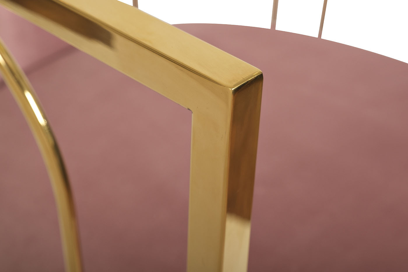 Стул велюровый розовый/золото Garda Decor GY-DC8352GOLD-PK