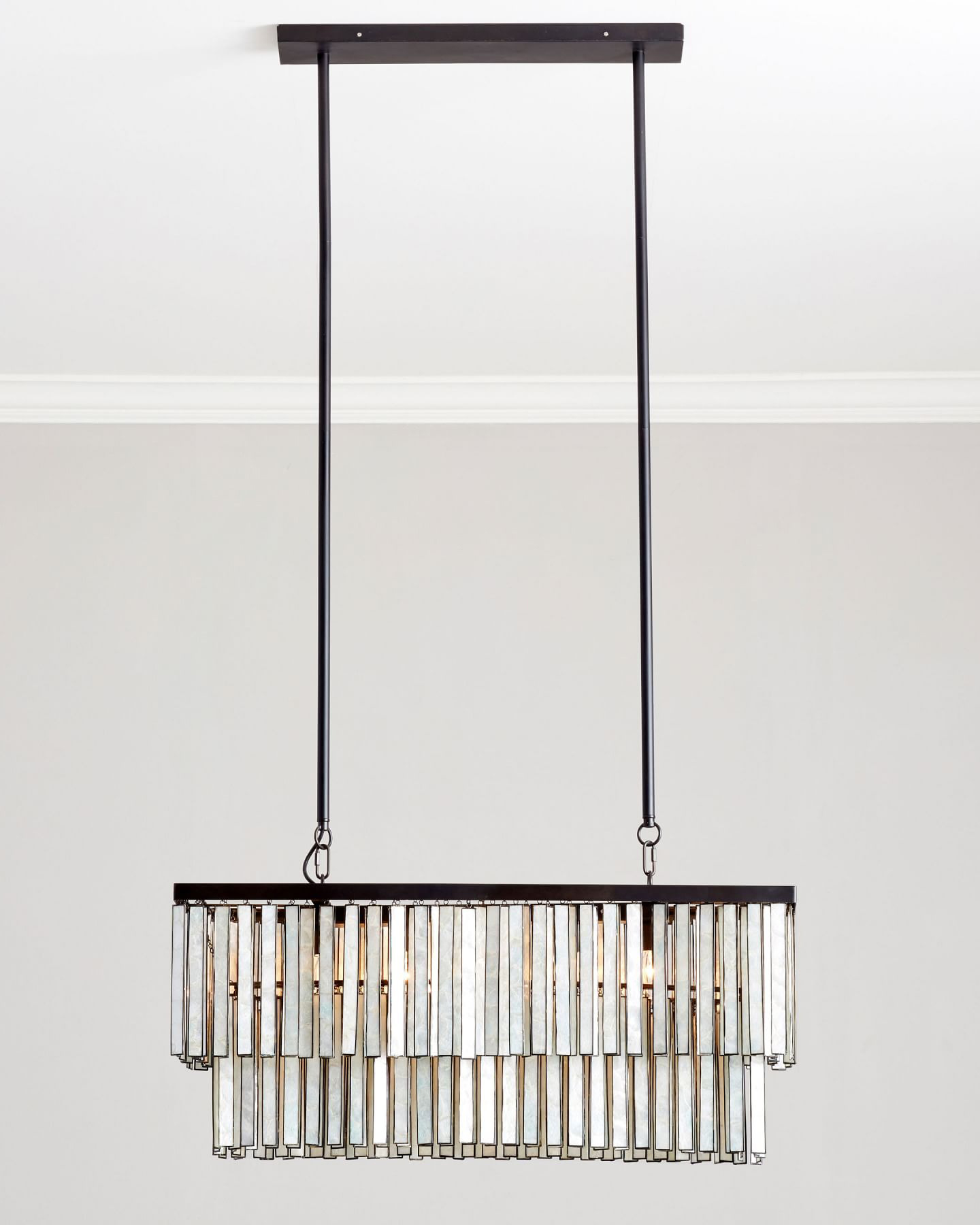 Черная прямоугольная люстра «Авиано» Louvre Home LHLCH261023SWL