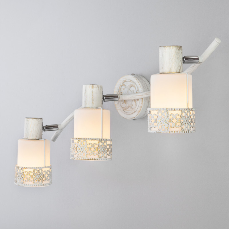 Спот Eurosvet 20025/3 белый с золотом/ хром