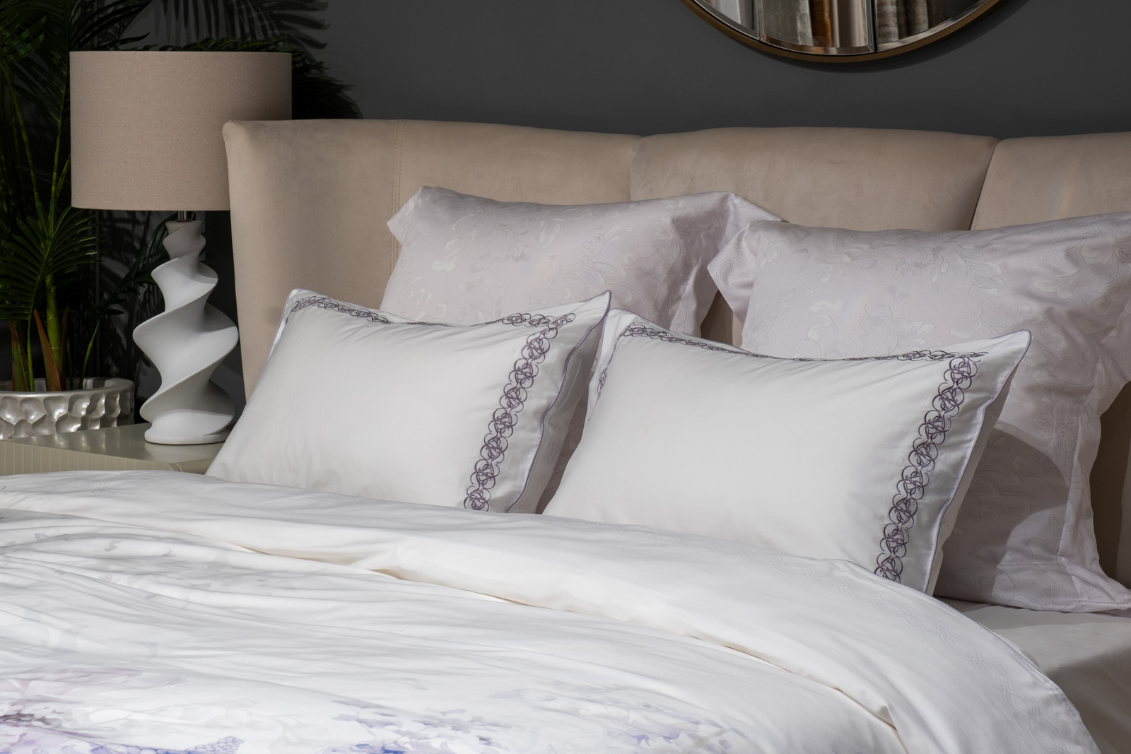 Комплект из 2х наволочек "Фиори" 50х70см сиренево-белый Garda Decor 130HB-00711