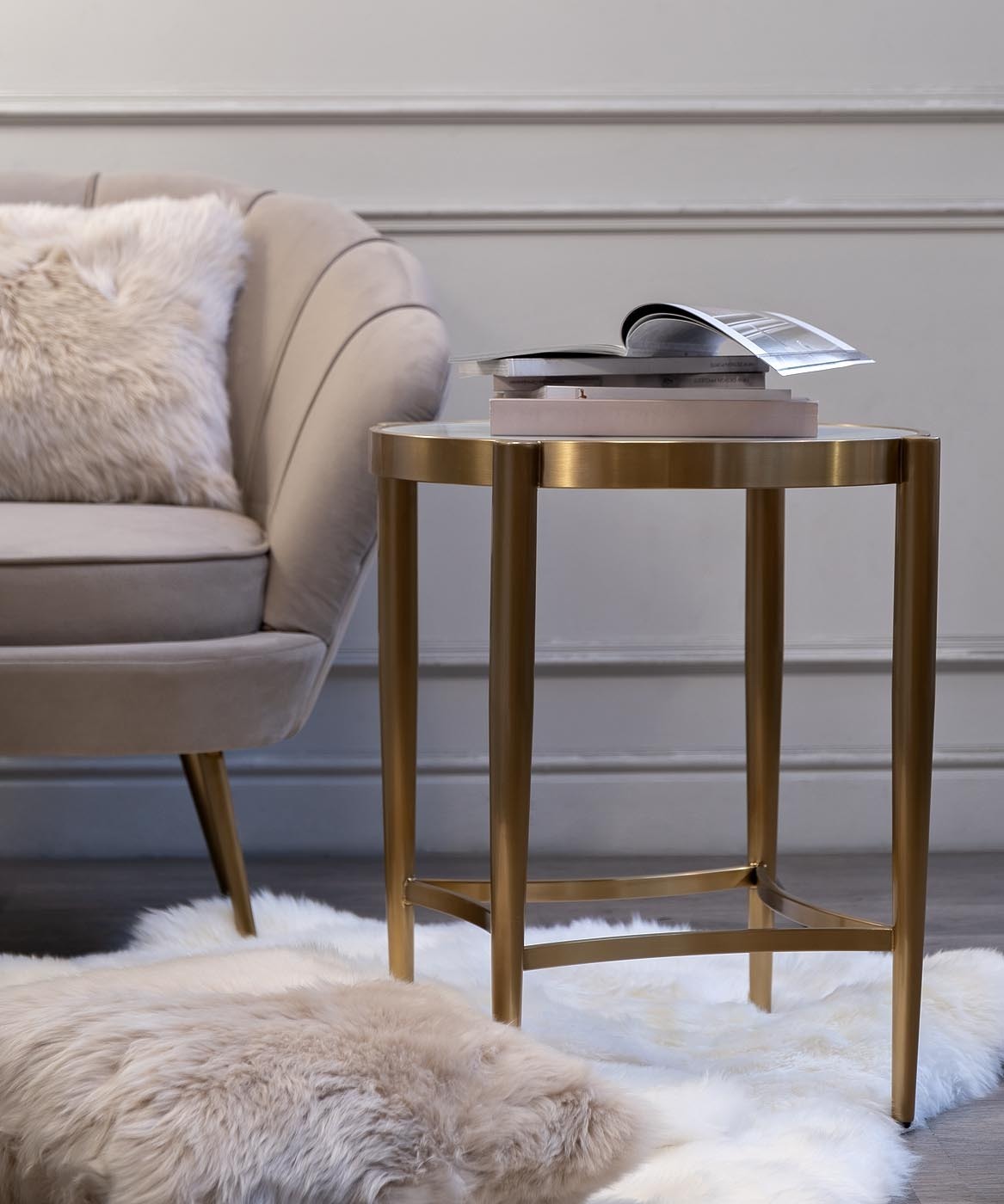 Столик журнальный со стеклянной столешницей под мрамор Garda Decor 19-OA-6432