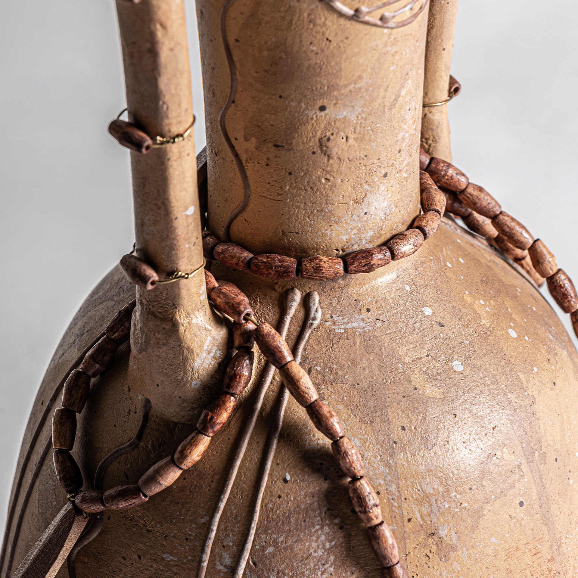 Ваза ADIB высота 41  см Vical