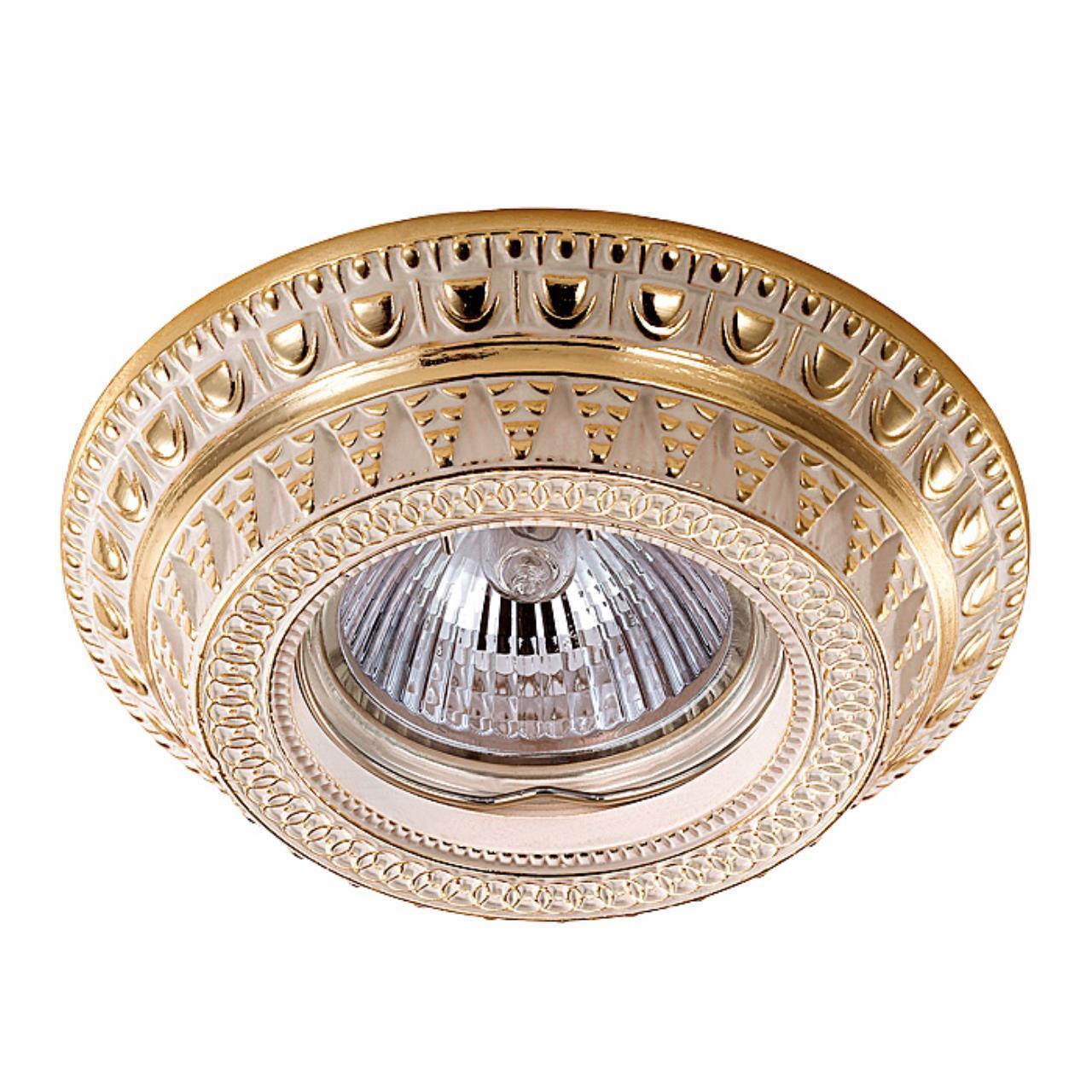 Декоративный встраиваемый светильник Novotech 370007