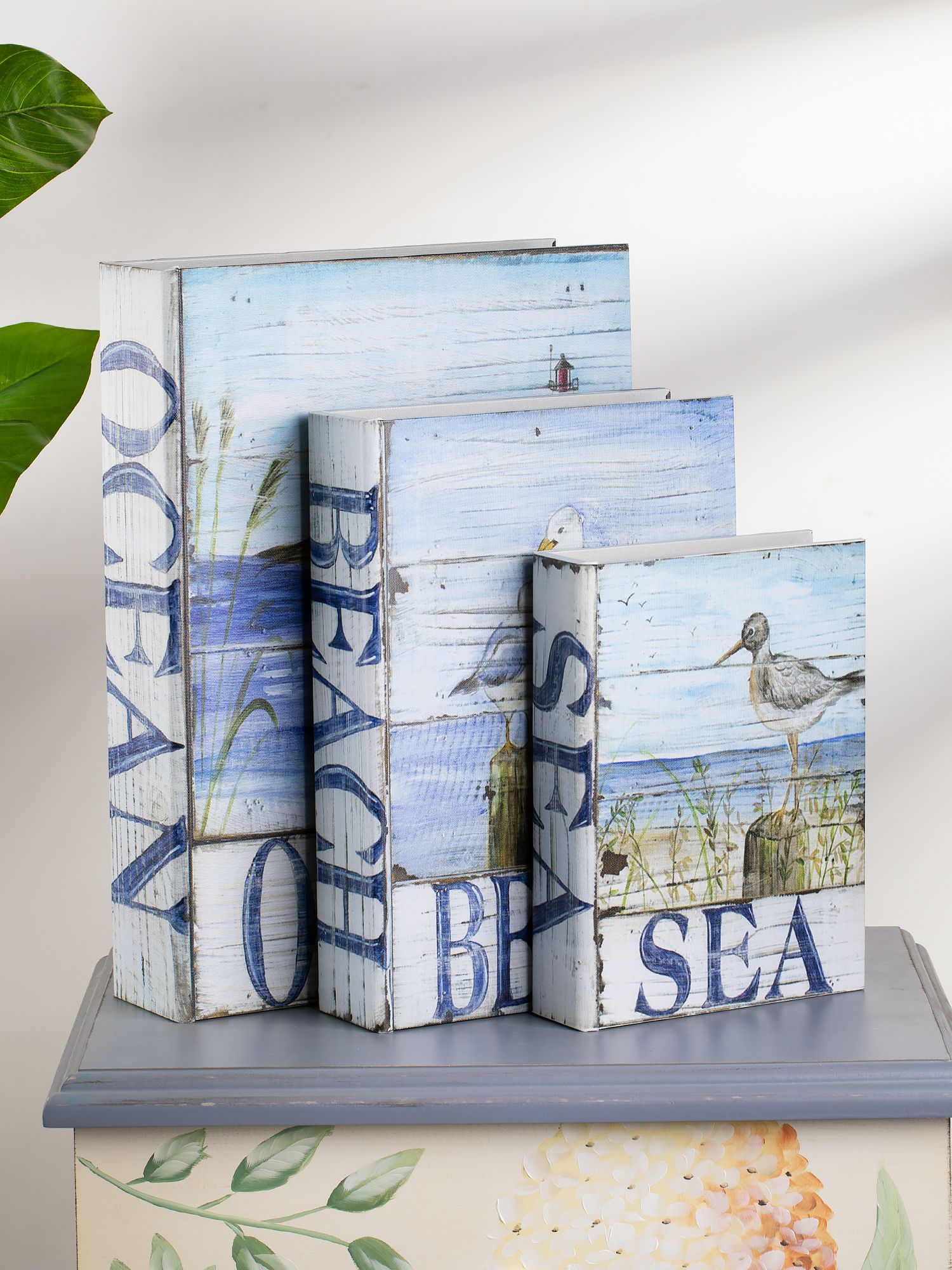 Шкатулка в виде книги Glasar 29-512/2