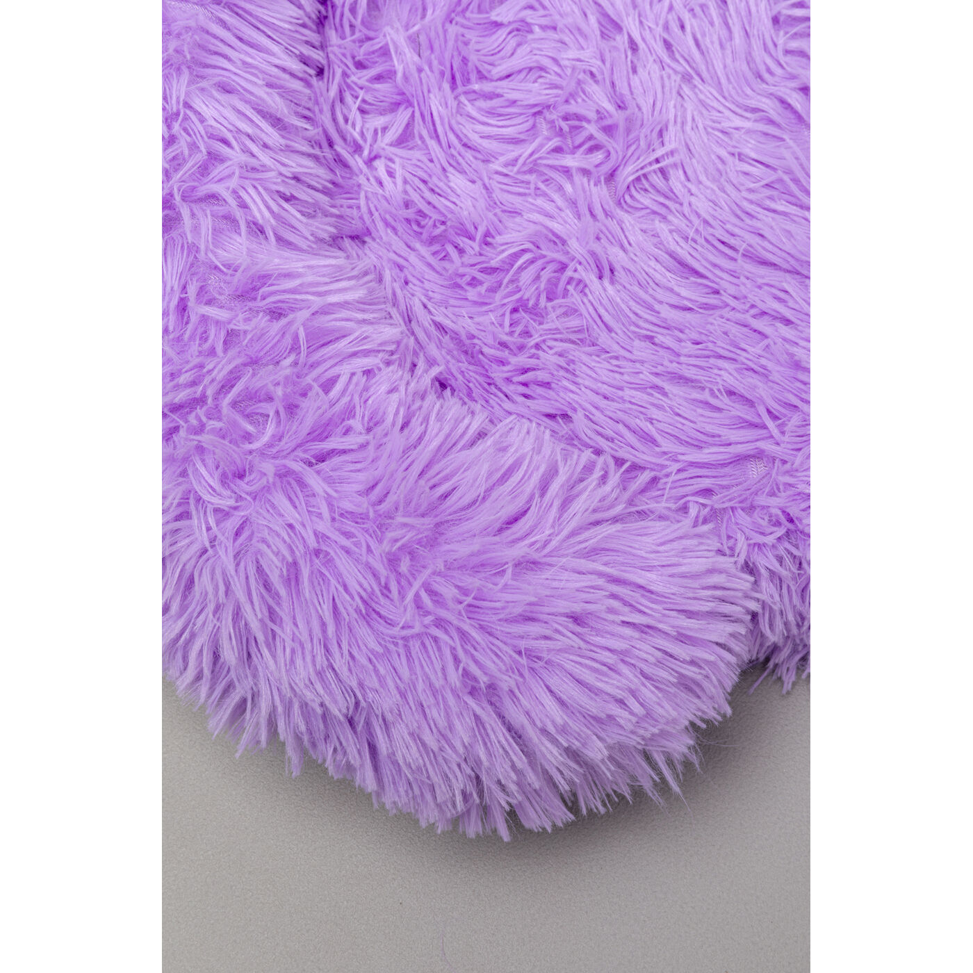 Лежанка Fluffy Purple KARE 70663
