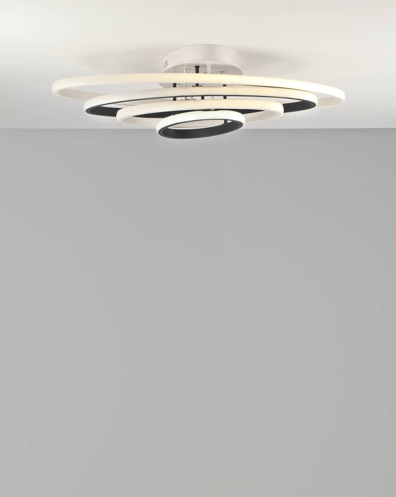 Светодиодная потолочная люстра с пультом Moderli V2721-CL Odisey LED 168W