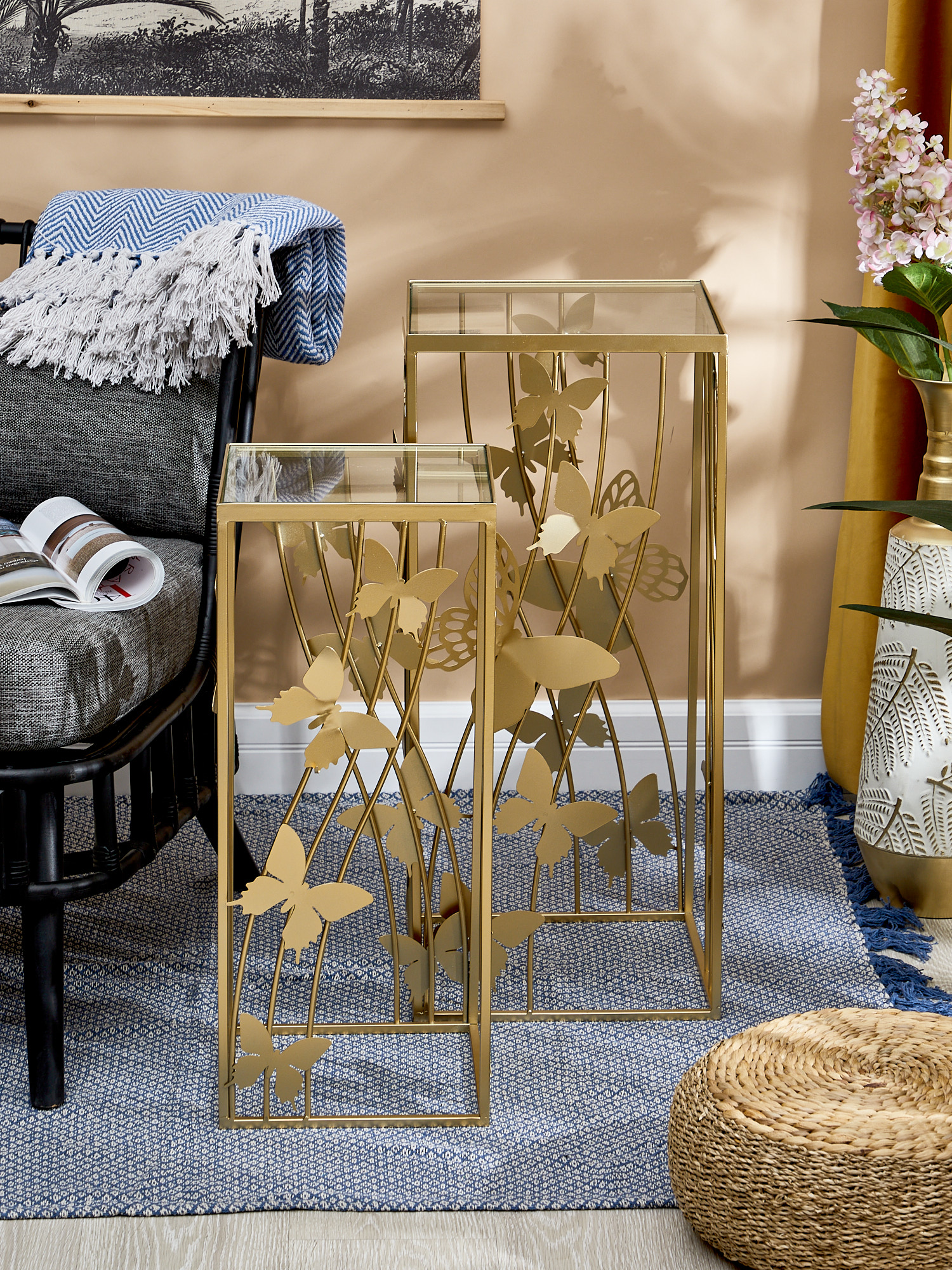 Столики со стеклянной столешницей и бабочками, набор Glasar 57-251