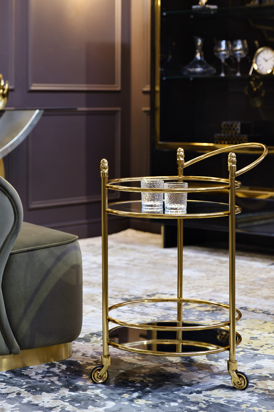 Тележка сервировочная металлическая с зеркальными полками Garda Decor 79MAL-7062 Тележка сервировочная металлическая с зеркальными полками Garda Decor 79MAL-7062