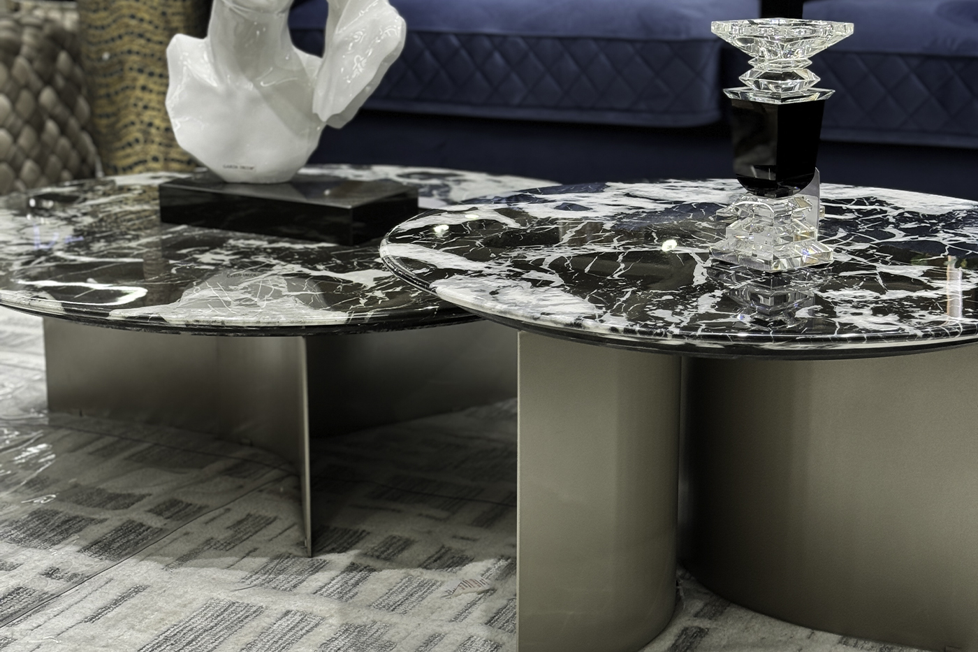 Стол журнальный искусственный мрамор черный Garda Decor 57EL-10310