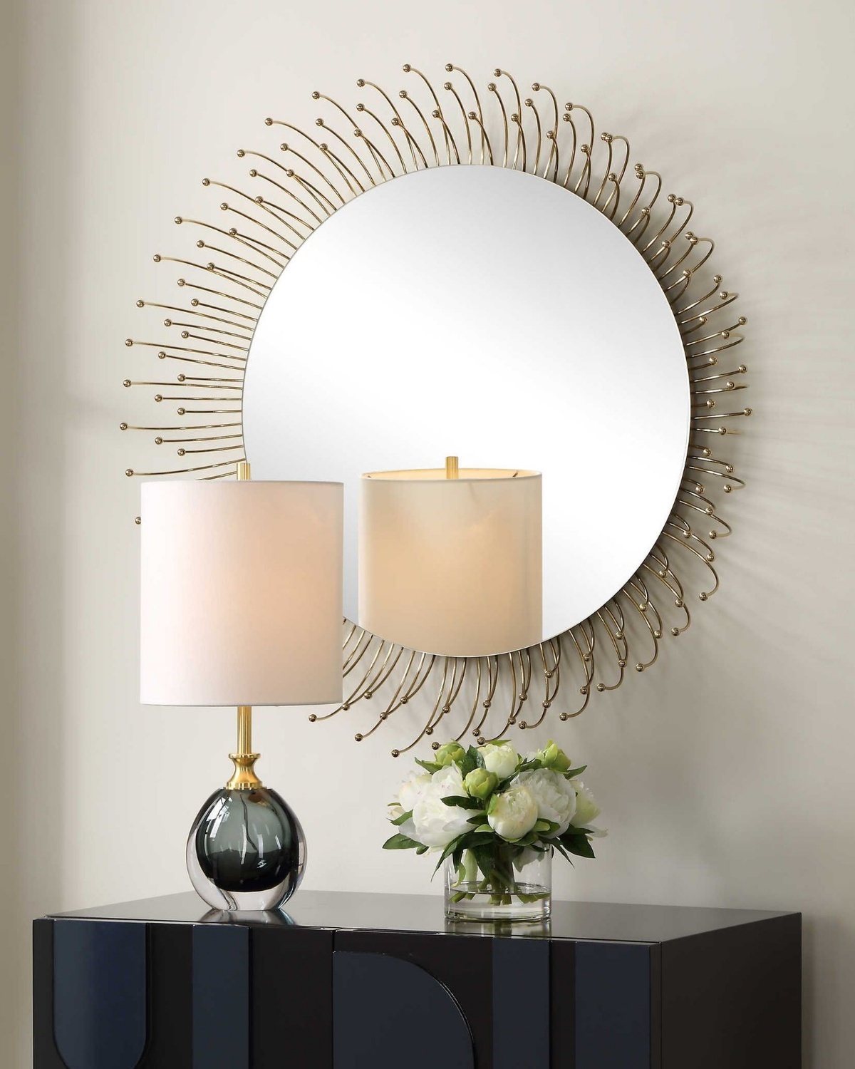 Золотое зеркало настенное Уго Louvre Home DWM829031RJ