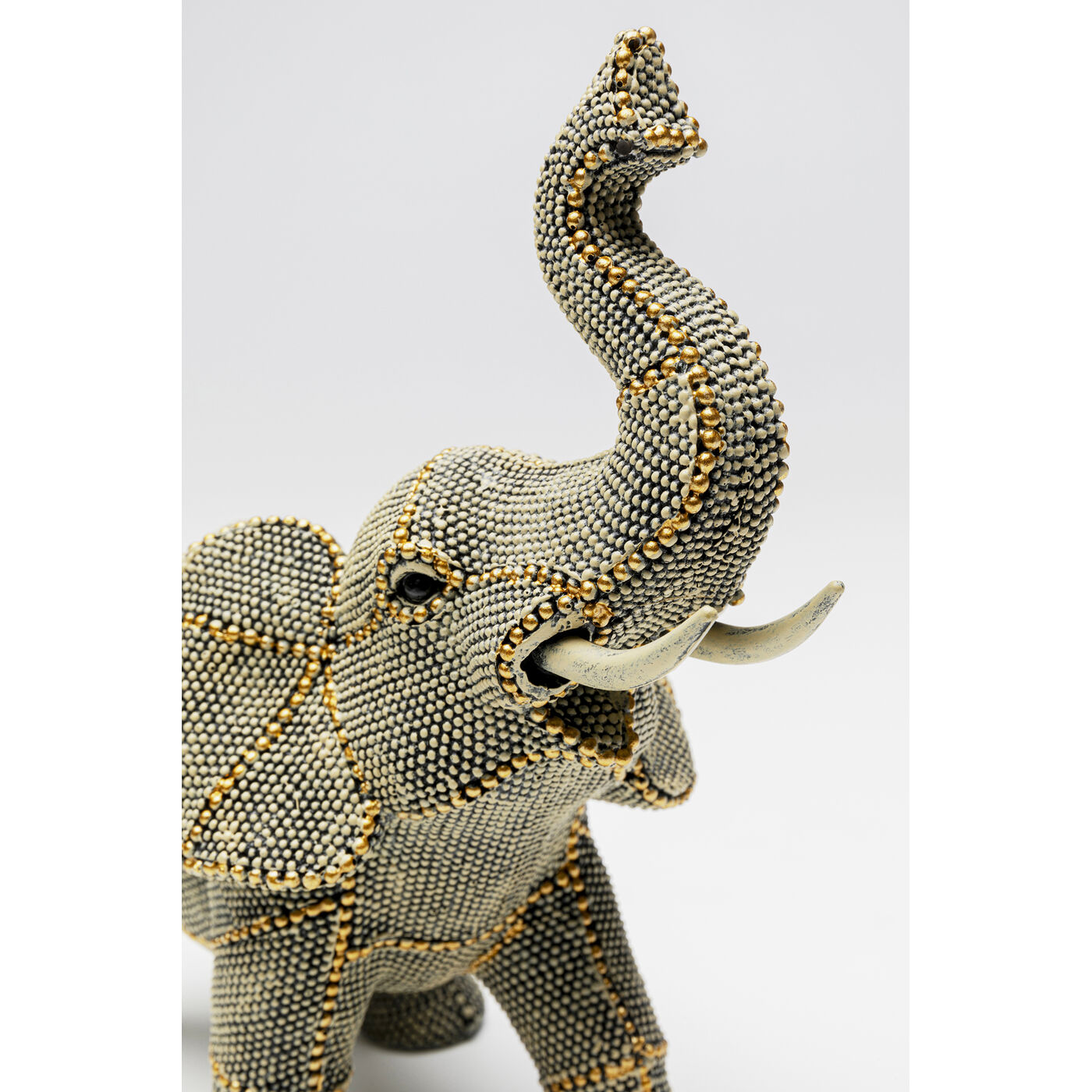 Фигура декоративная Walking Elephant Pearls 24 см KARE 56446