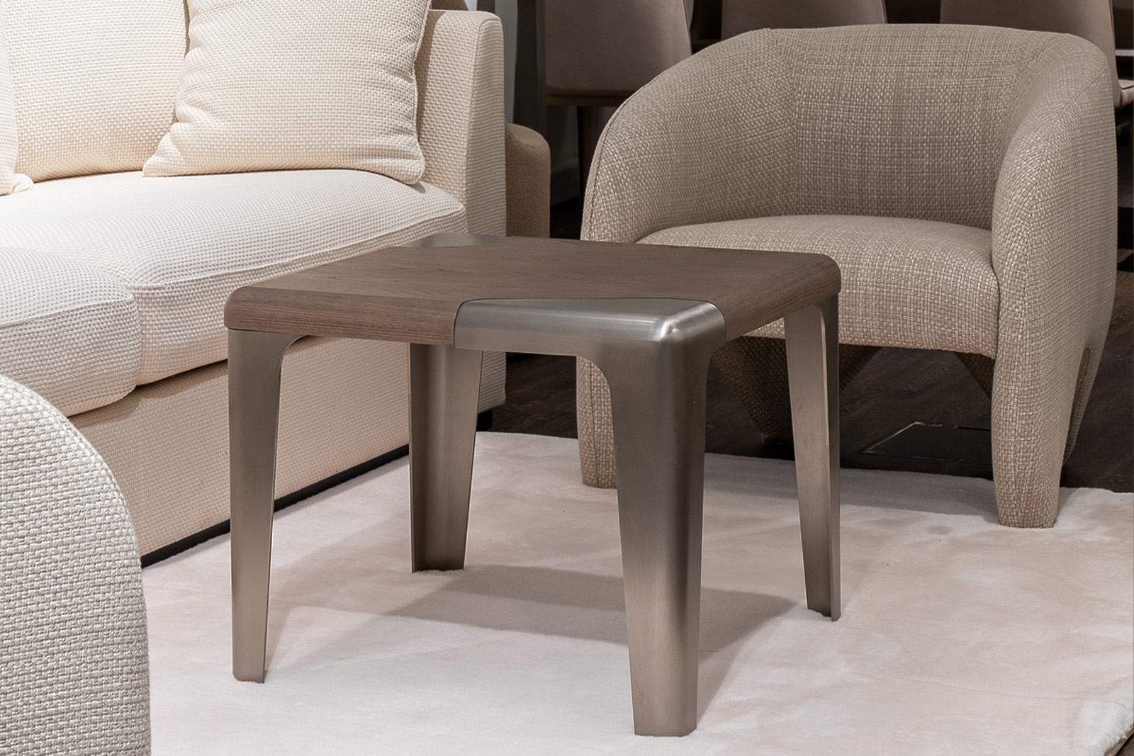 Столик журнальный Smooth квадратный Garda Decor 58DB-13125