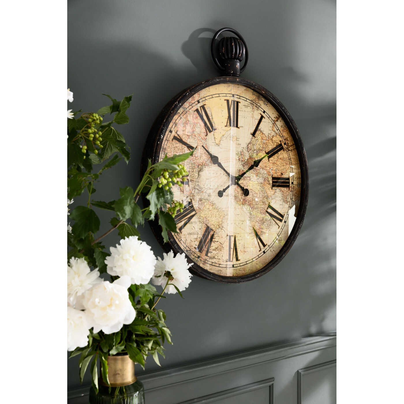Часы настенные European Map 96 см KARE 32767