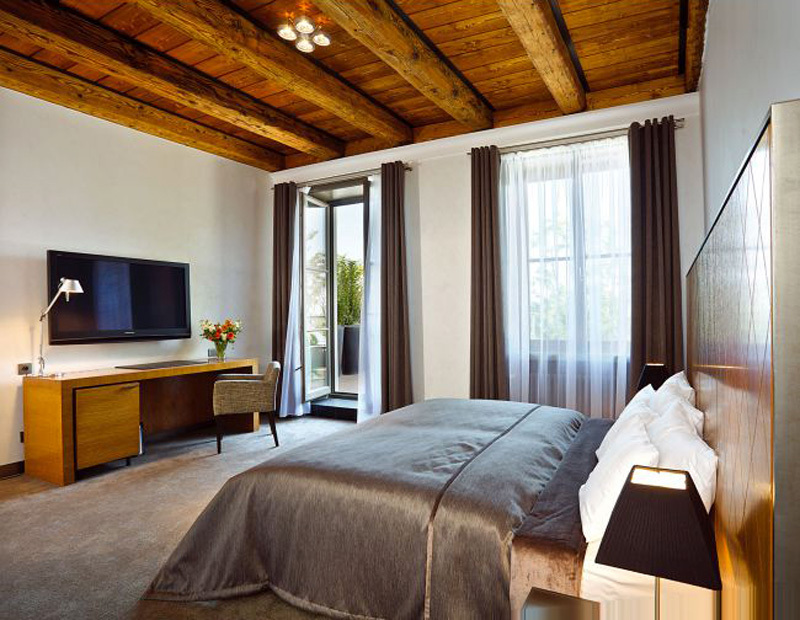 Спот Delta Light 284 21 1411 ALU