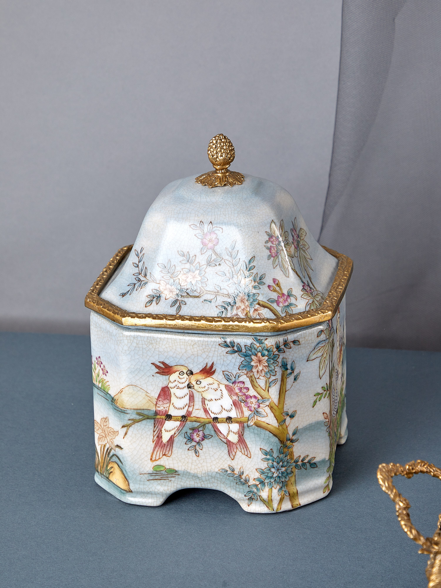 Шкатулка Glasar 31G2508/J319E/HX2076