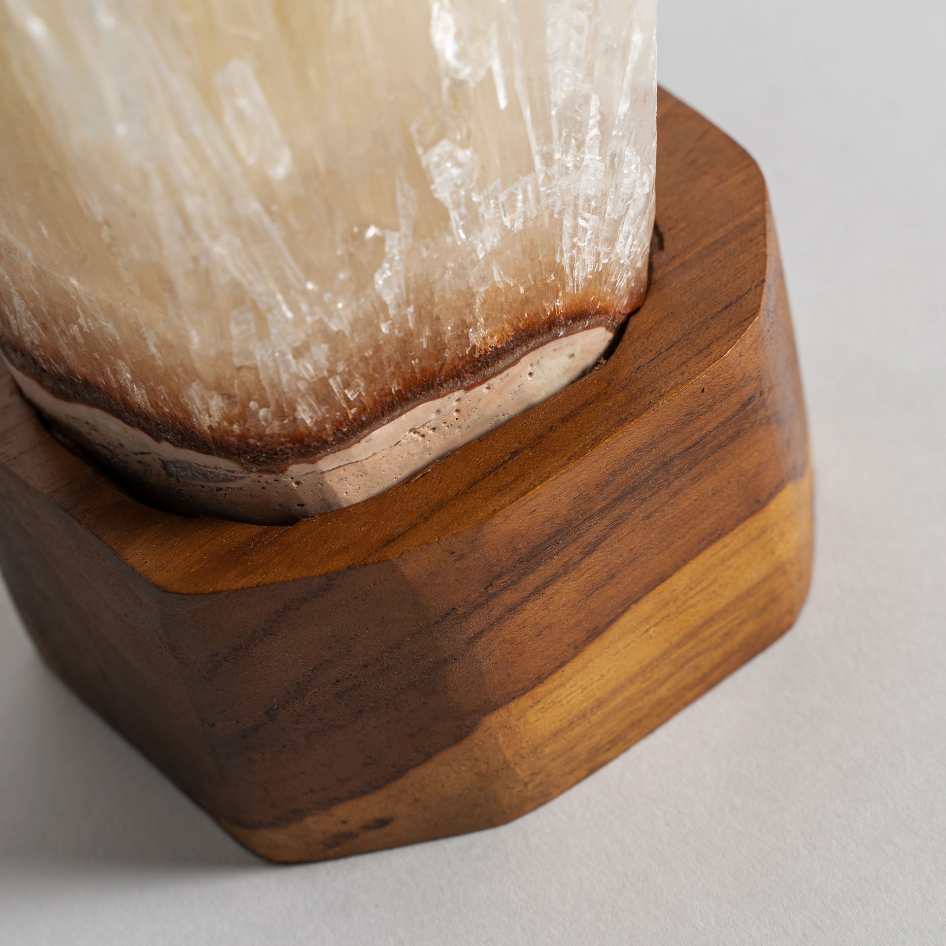 Декоративная фигура 36607 Vical