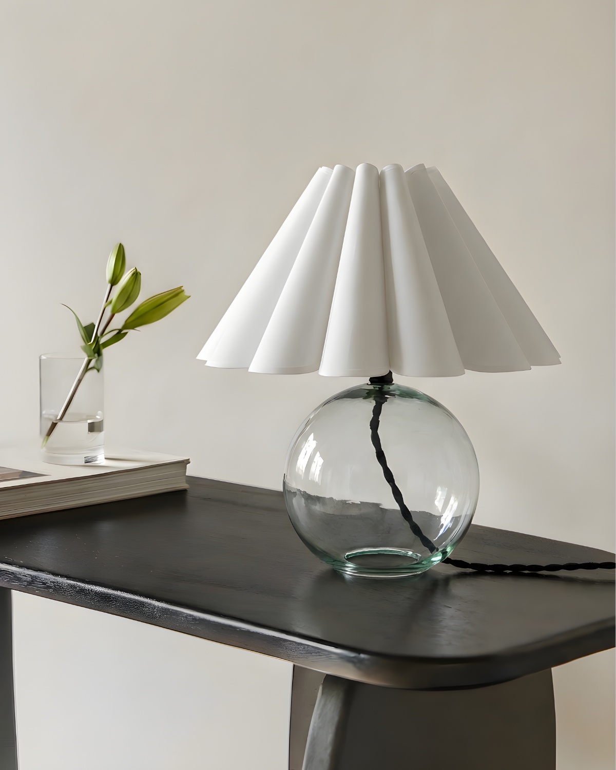 Светло-зеленая лампа Джудит Louvre Home P3193TB