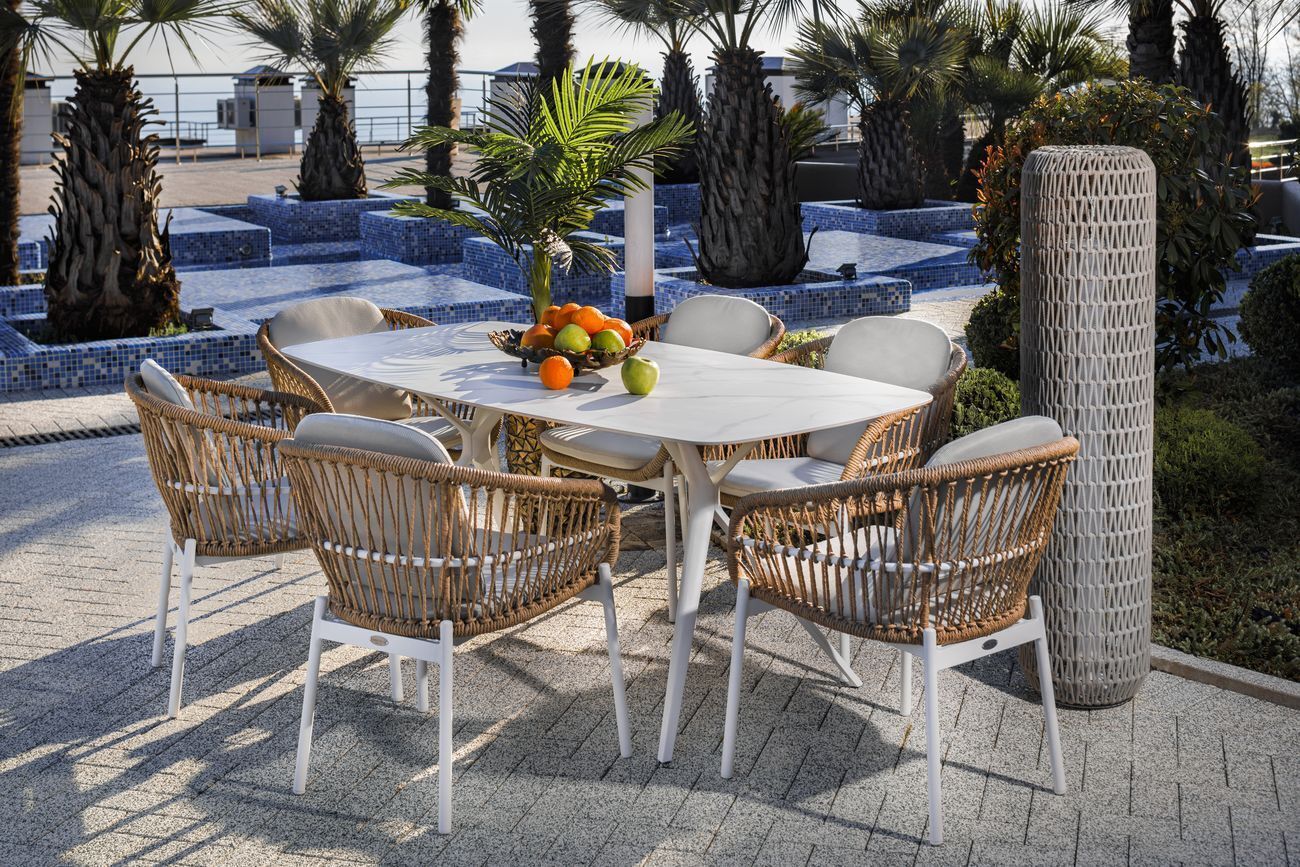 Стол обеденный уличный "Бари" белый Garda Decor 39AR-STOL-302