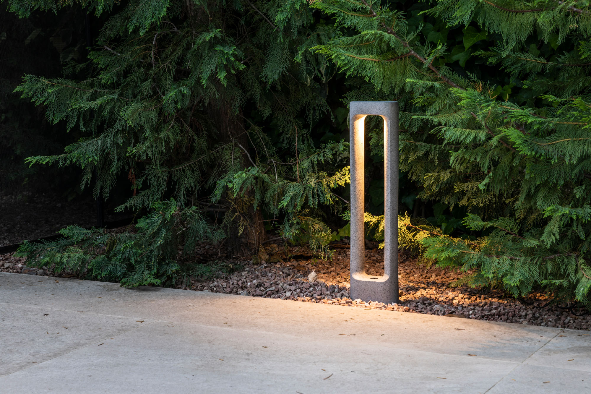 Проблесковый маячок Totem 611 серый 2700K Faro