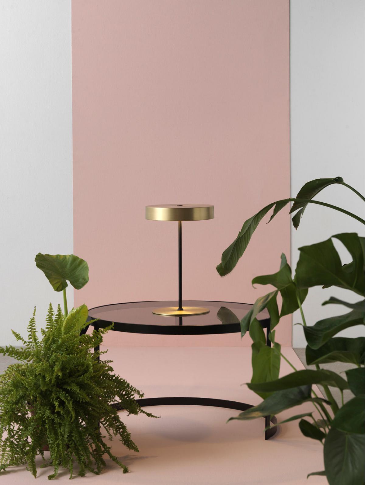 Настольная лампа Ambor черный - латунь Aromas del Campo