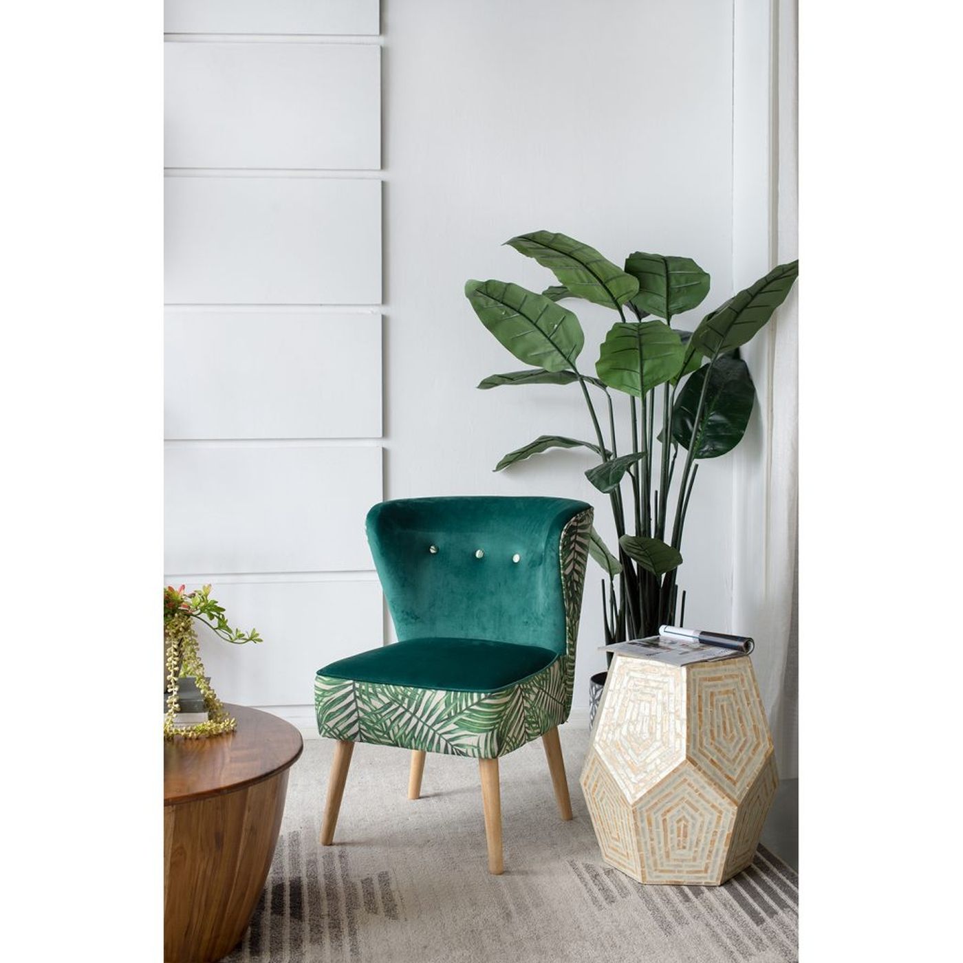 Столик акцентный с отделкой раковинами устриц Glasar 48383