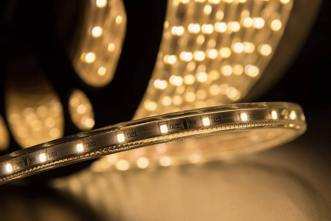 Лампа светодиодная SWG LT360-WW-100