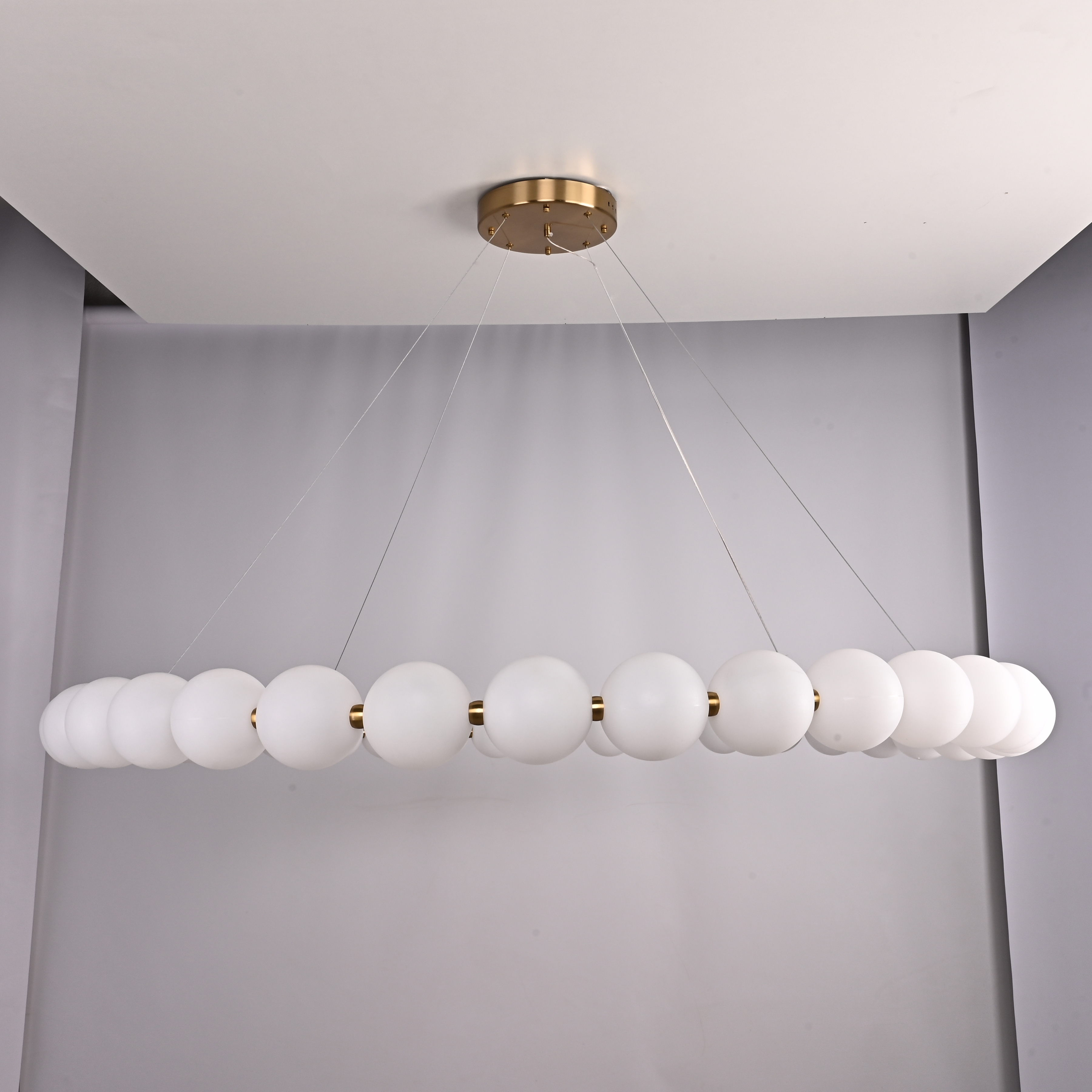 Кольцевая люстра CARA RING D160 by ImperiumLoft