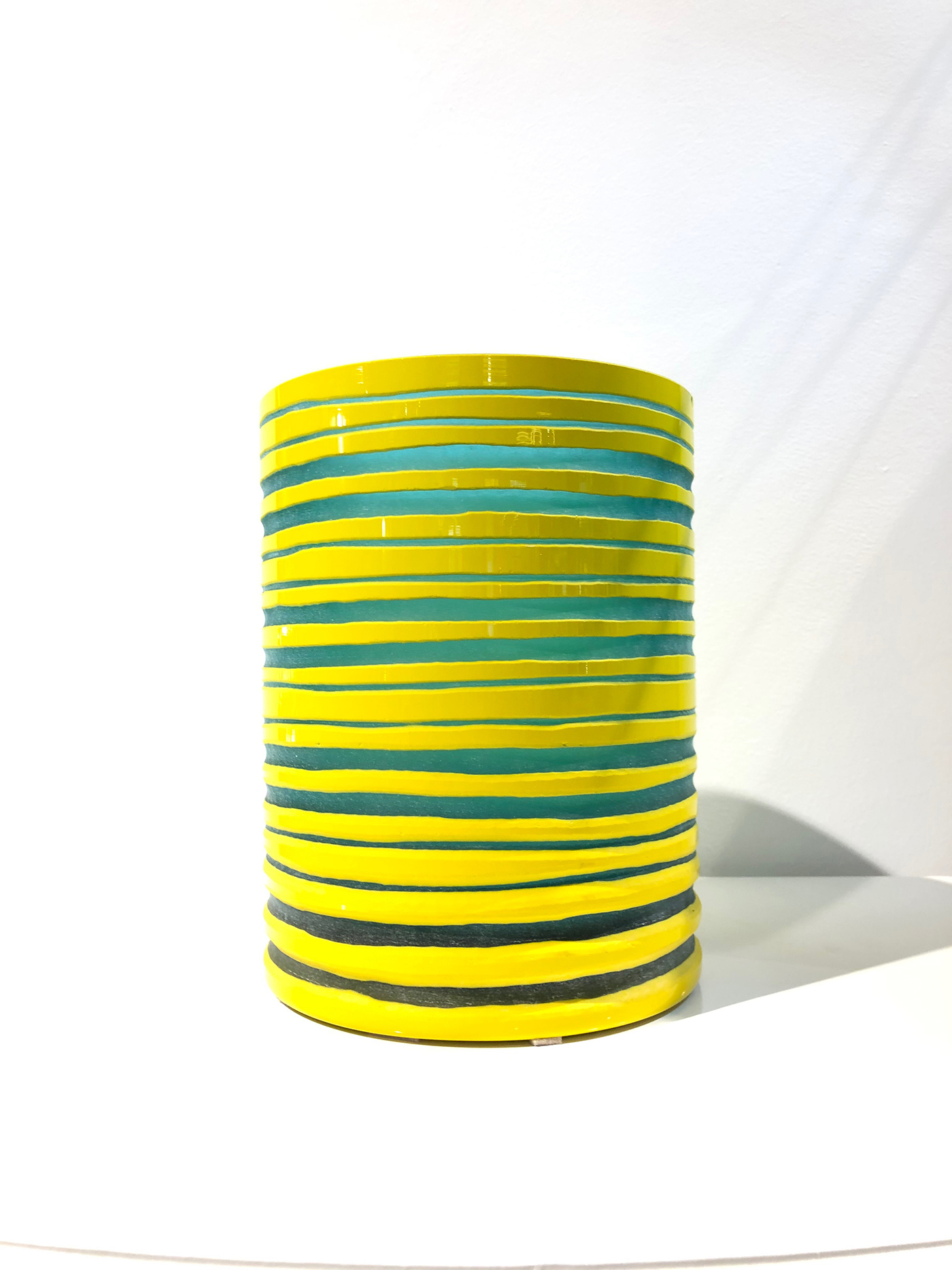 Ваза Striation 34124 KARE