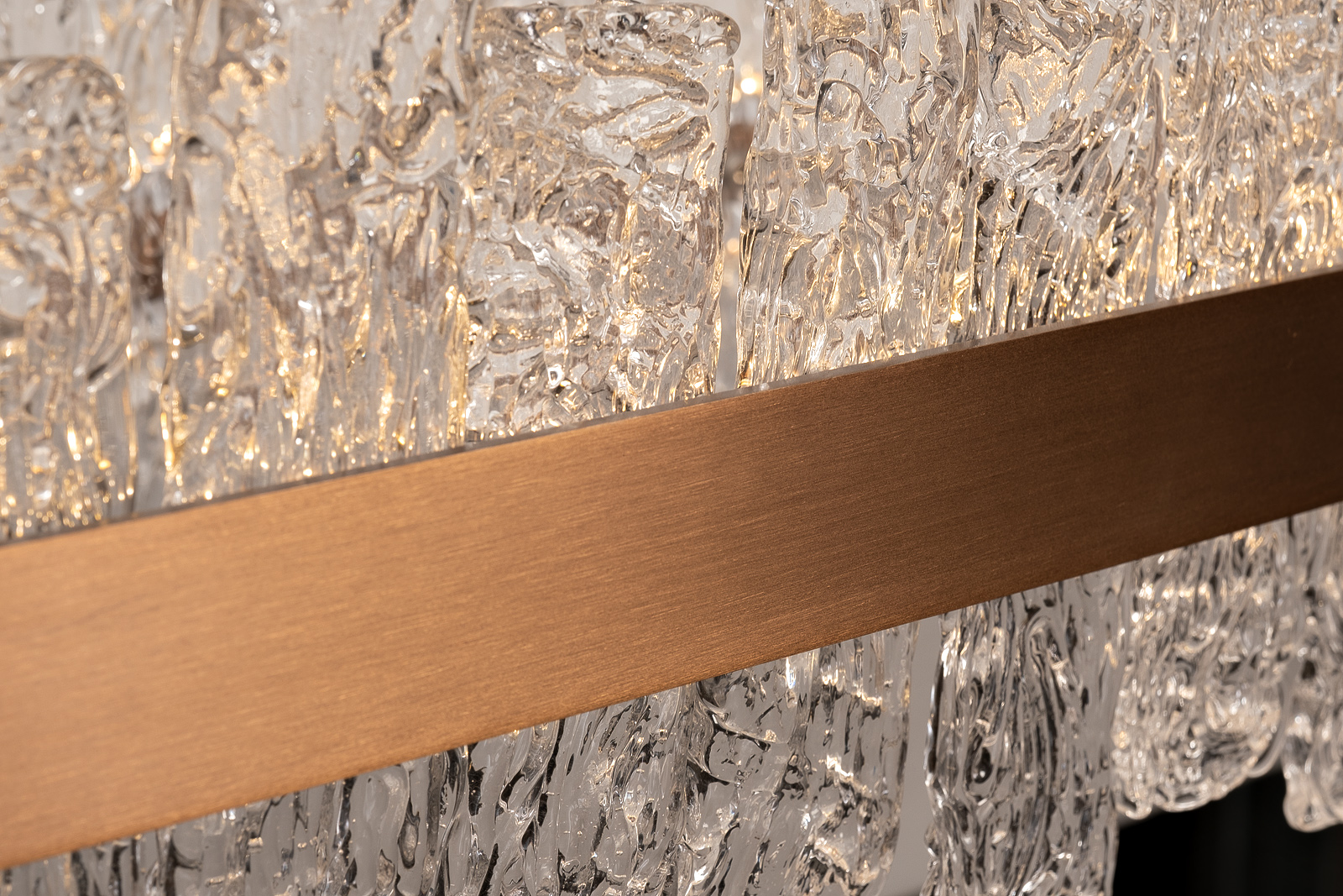 Люстра подвесная прямоугольная из рифленого стекла Garda Decor 162FL-60084