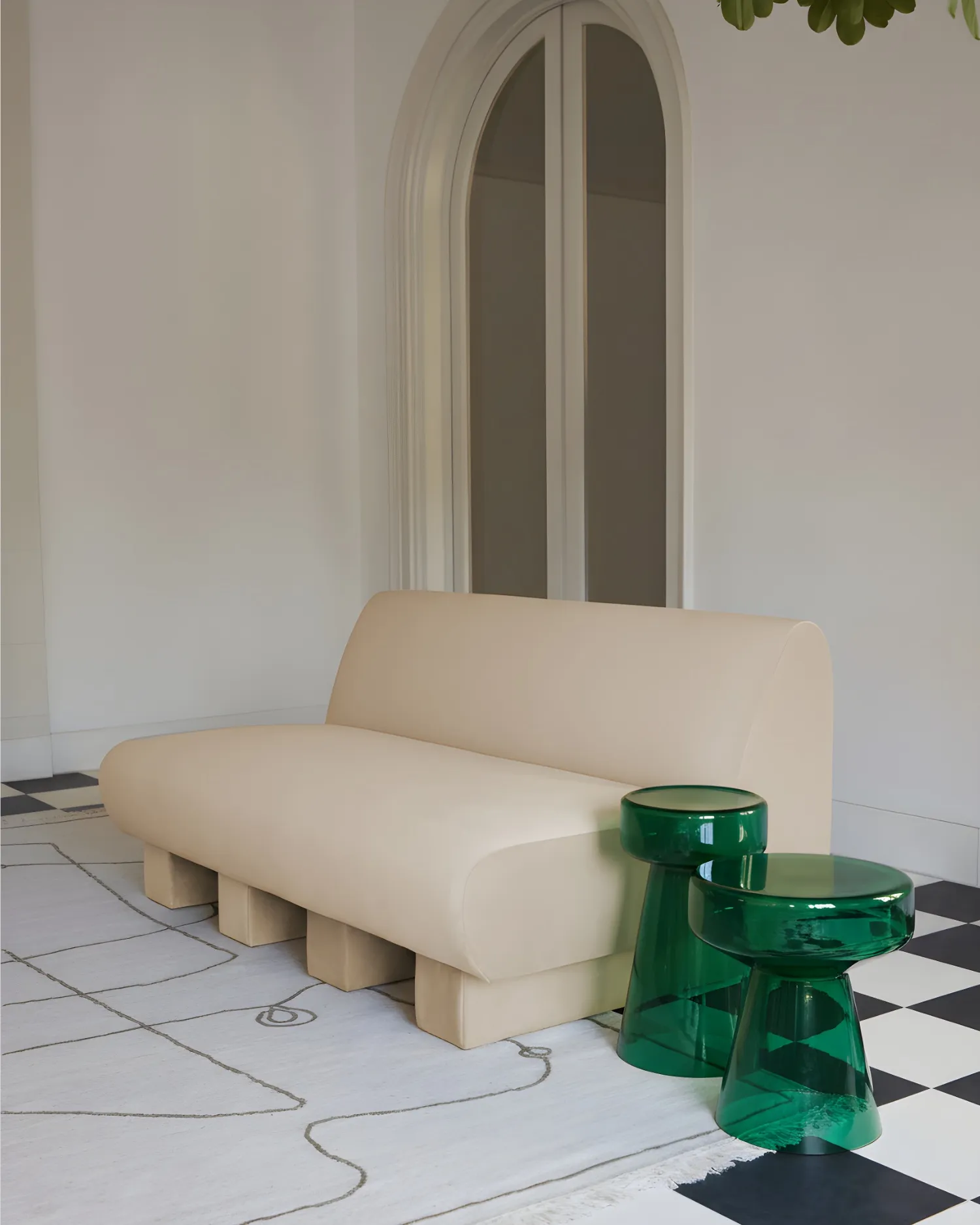 Тёмно-зелёный приставной столик Флумс Louvre Home P3117XE