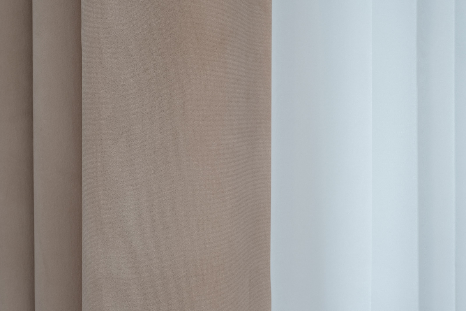 Портьера Silky на подкладе 275х260см бежевая Garda Decor 121GD-00019