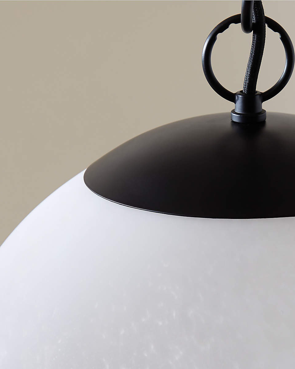 Черный подвесной светильник Мэйси Louvre Home LHLPN110324SWL