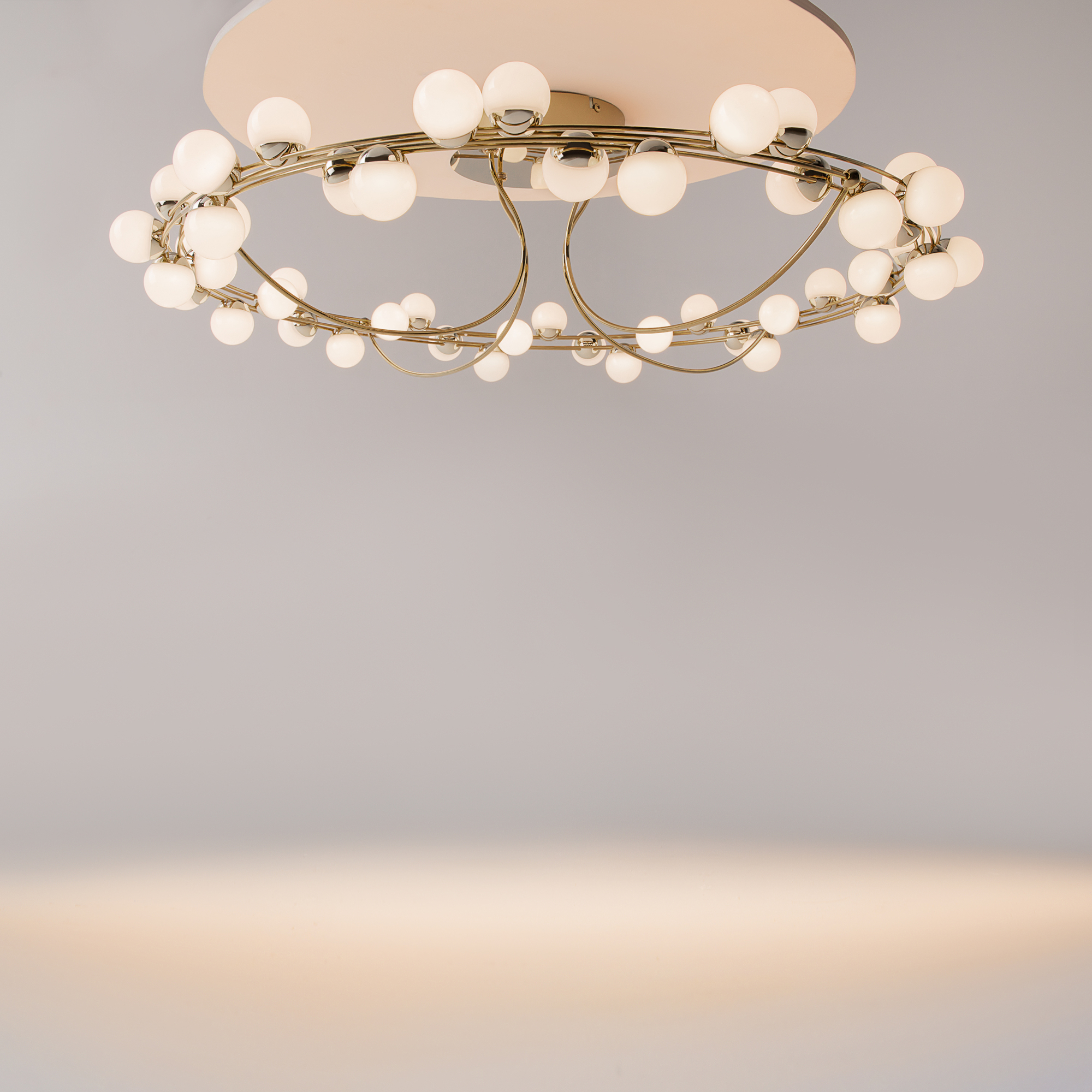 Потолочный светильник Maytoni MOD081CL-L48G3K