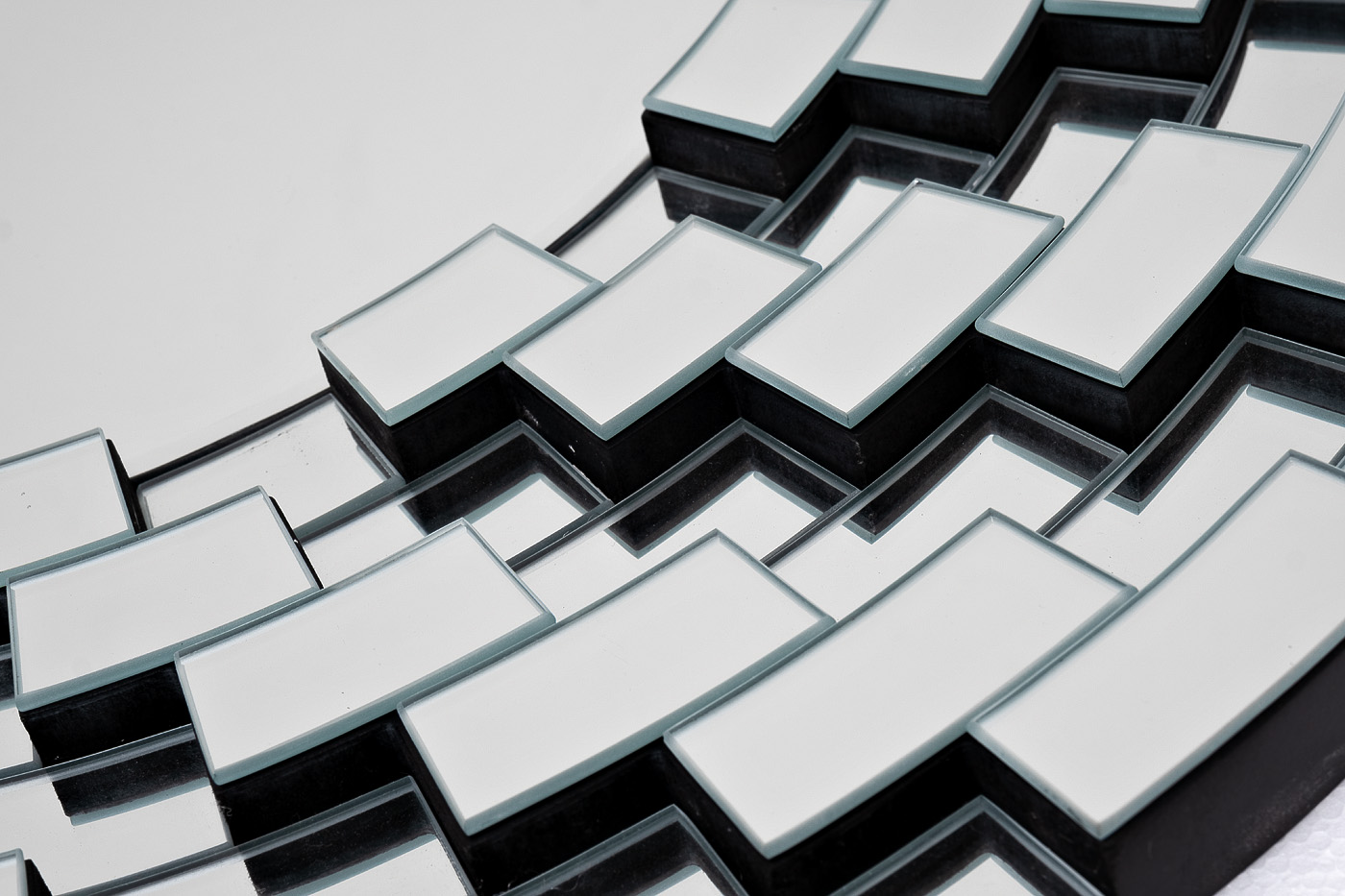 Зеркало круглое в раме из зеркальных элементов Garda Decor 50SX-1915