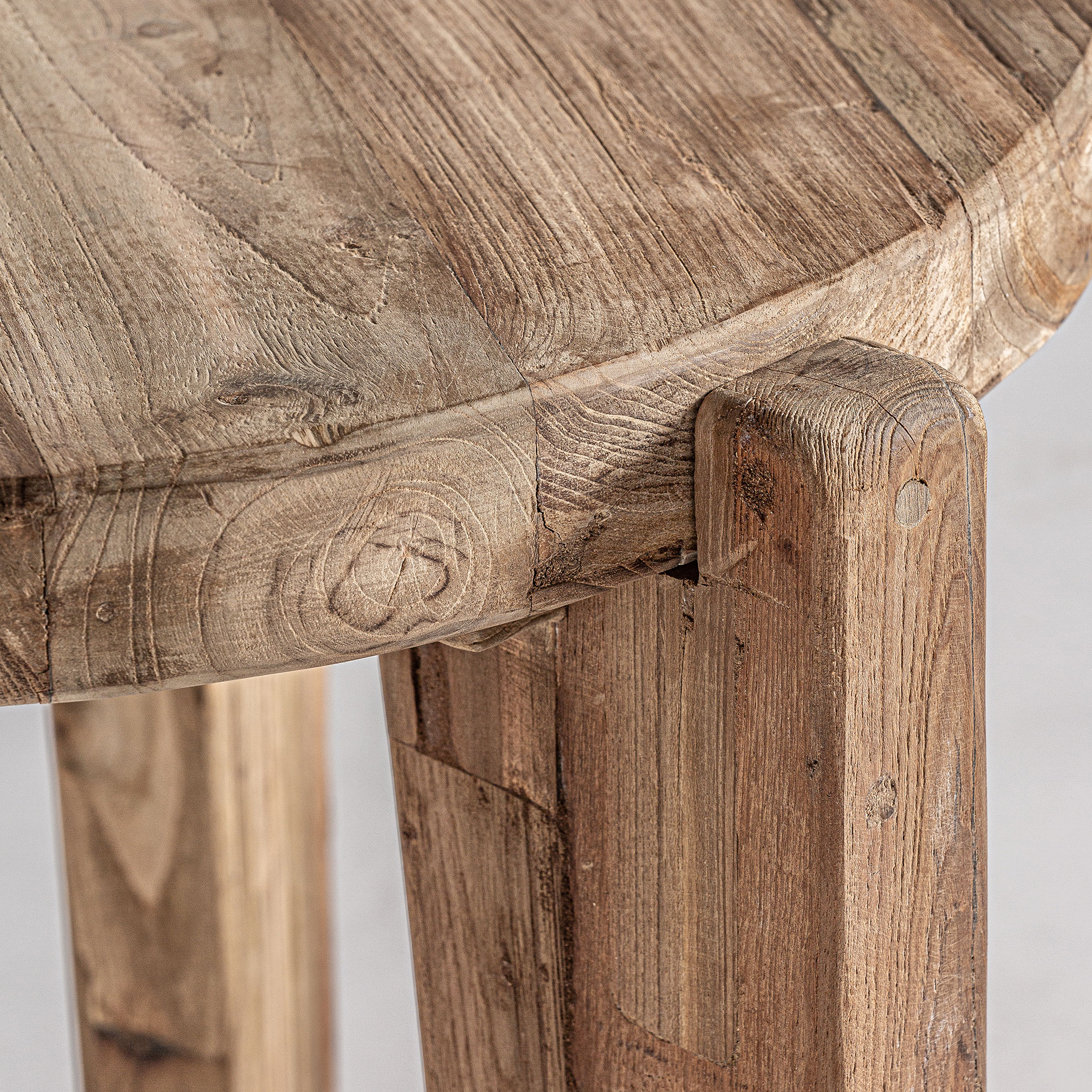 Приставной столик LUX 32937 Vical