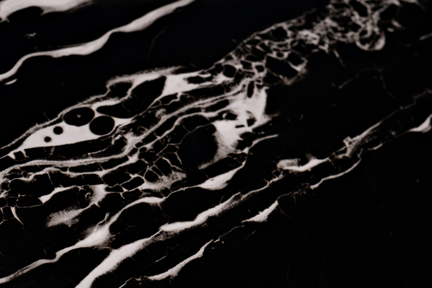 Столик журнальный круглый черный/ром Garda Decor 30B-85521