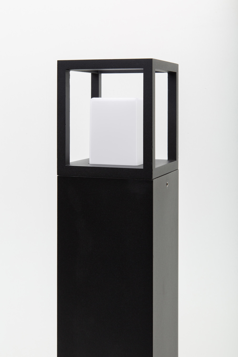 Светильник ландшафтный DesignLed PO-0231-650A-BL-WW