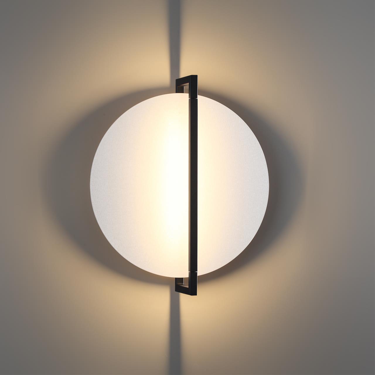 Настенный Odeon Light 7015/15WL