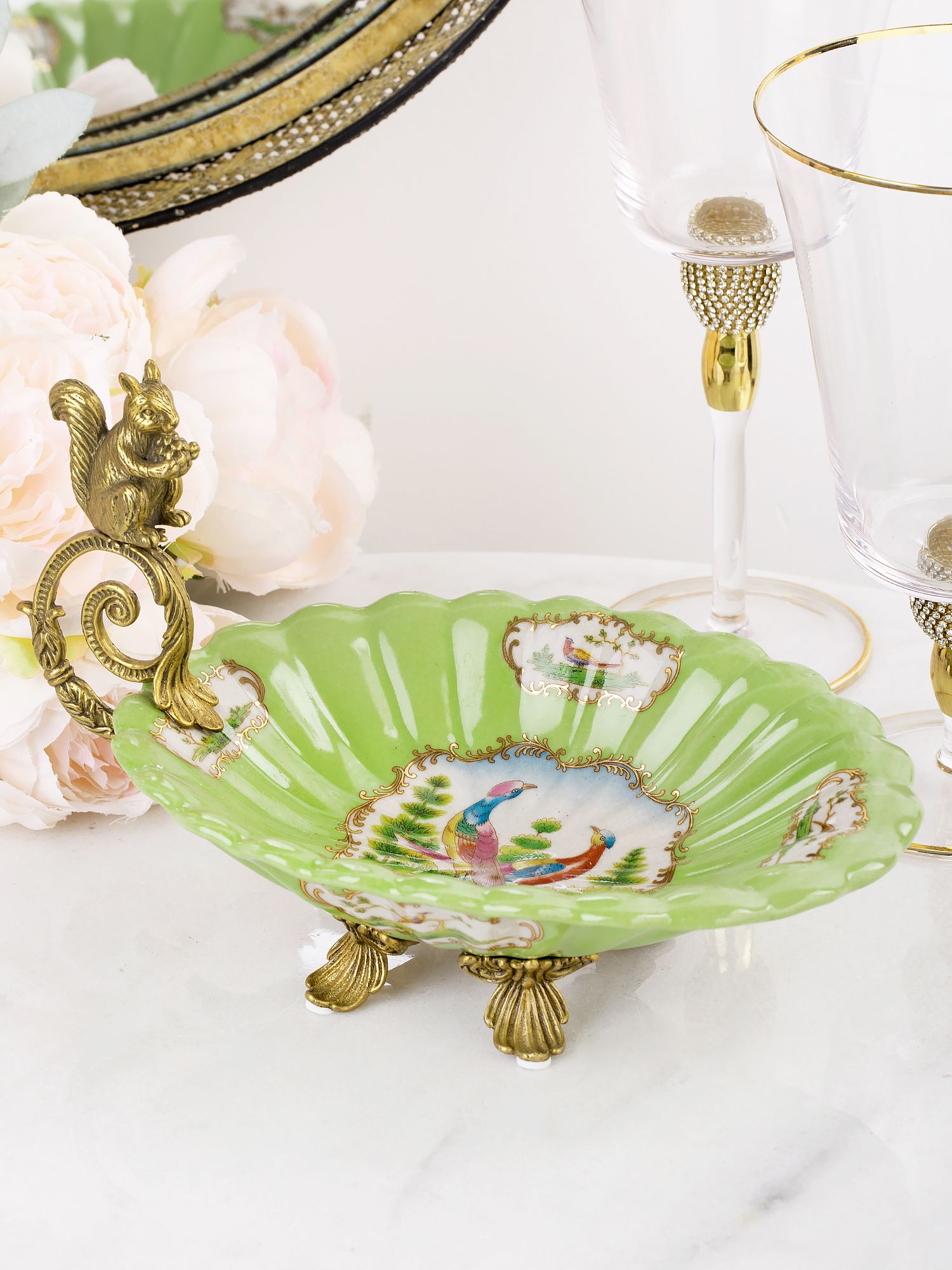 Чаша с белкой Glasar 31G2459/C929EHC/HLG0752