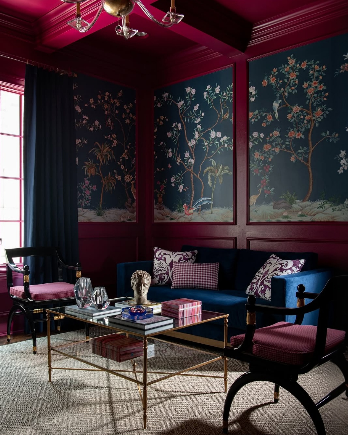 Золотой журнальный столик Хьюго Louvre Home LHFCT03927RJ